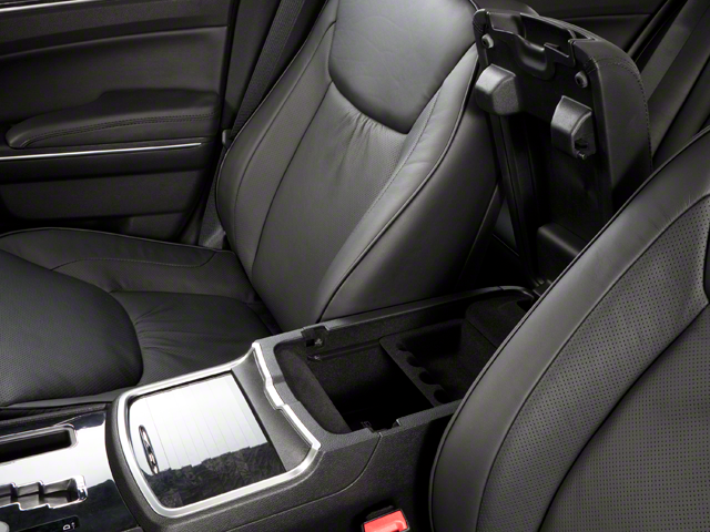2011 Chrysler 300 300C