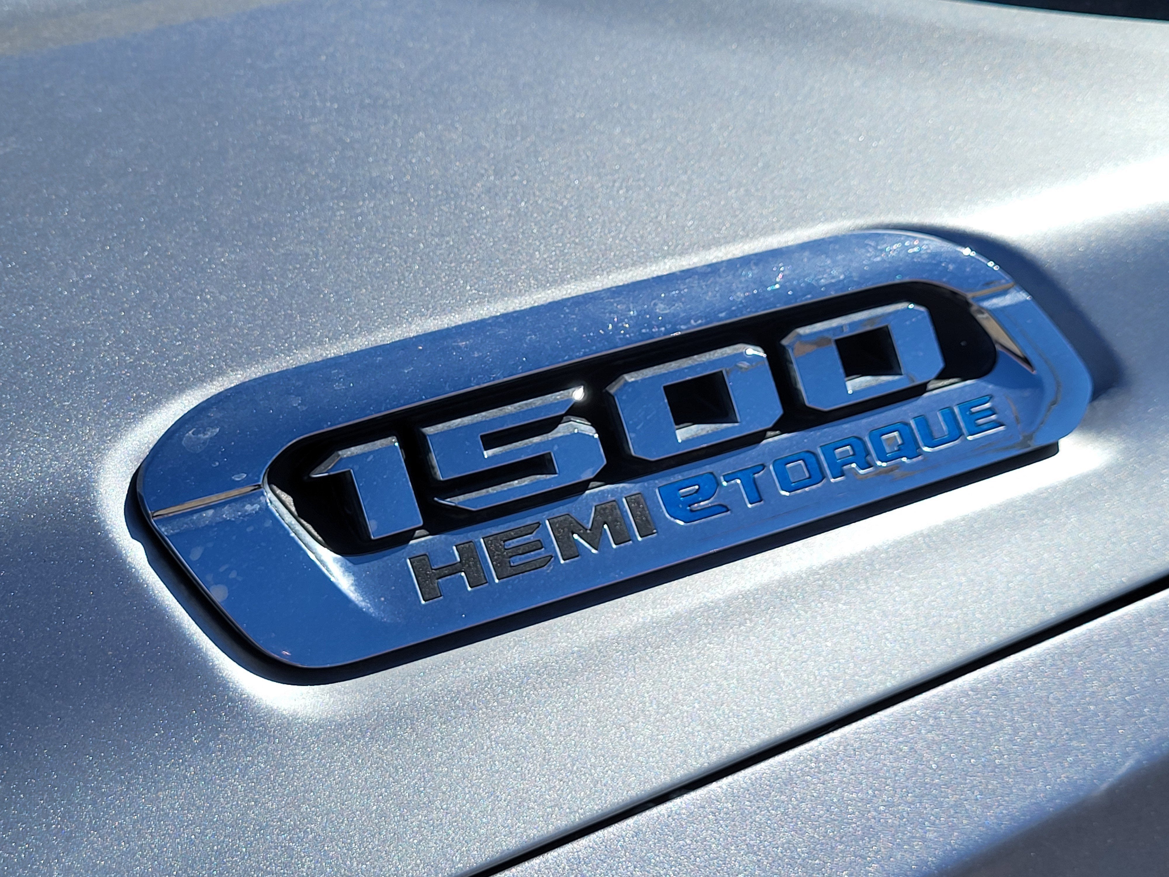 2024 RAM Ram 1500 Pickup Laramie - Photo 8