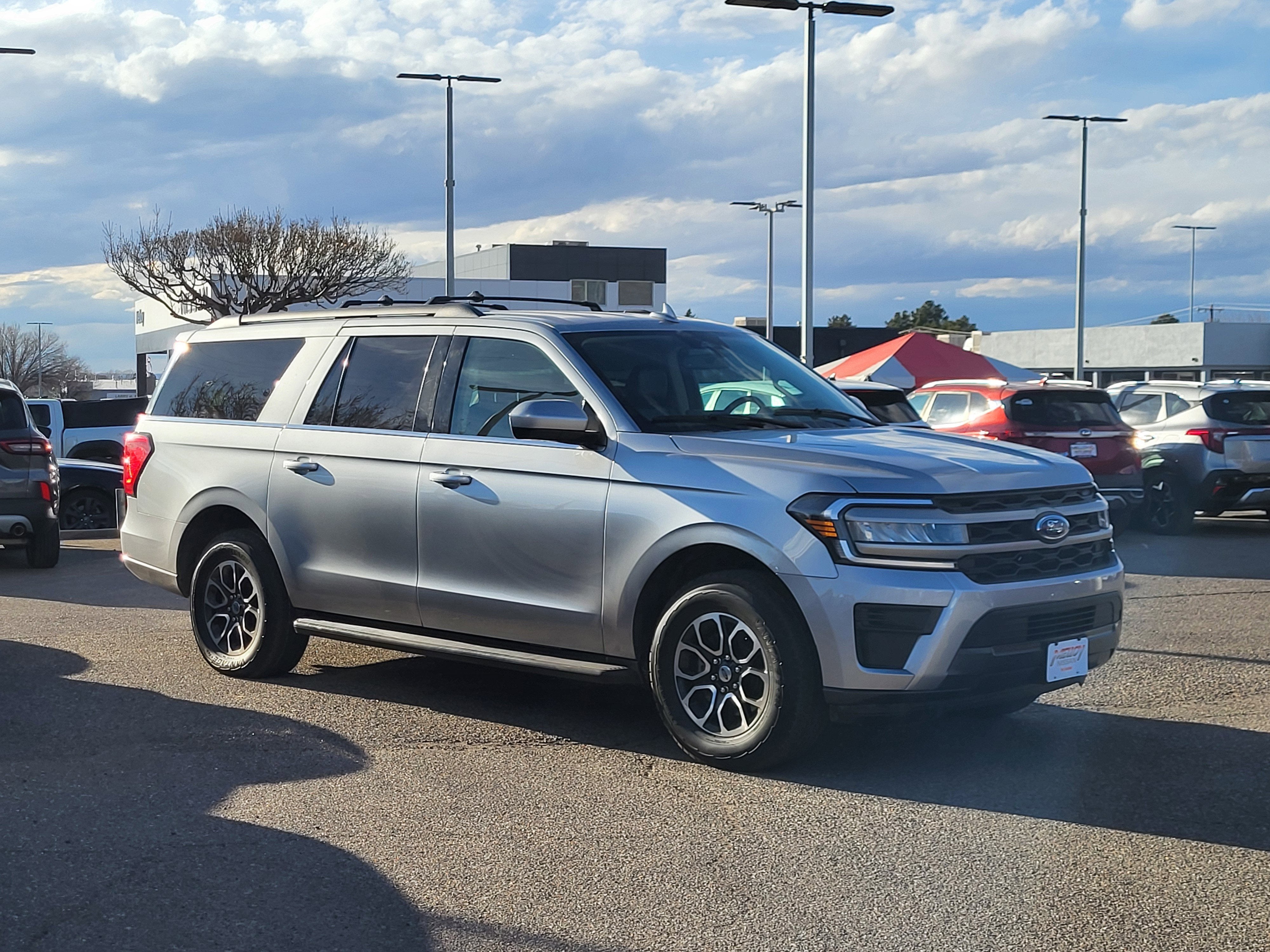 2024 Ford Expedition Max XLT