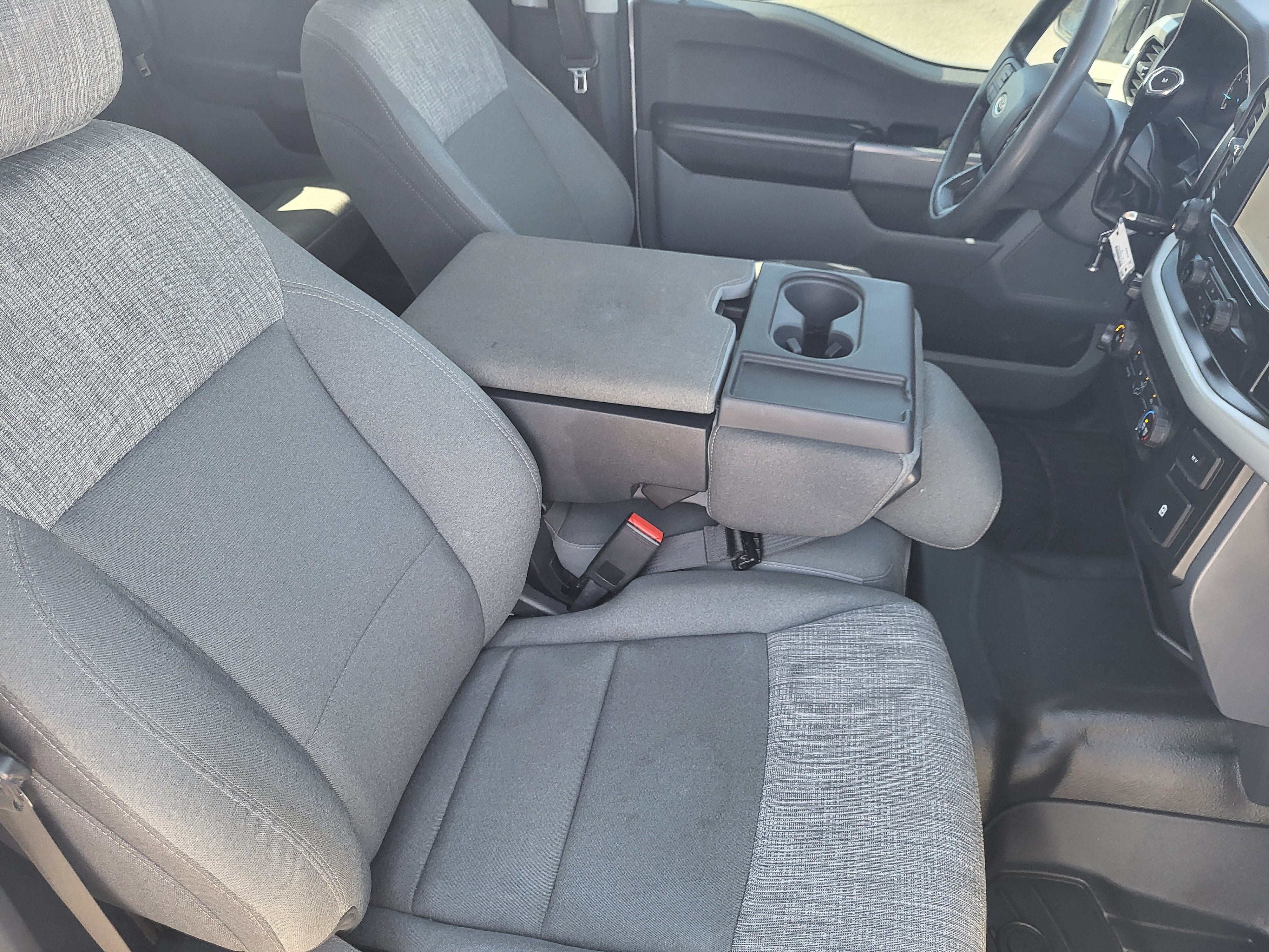 2022 Ford F-150 Base