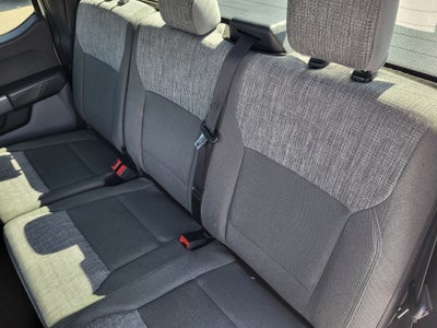 2022 Ford F-150 Base