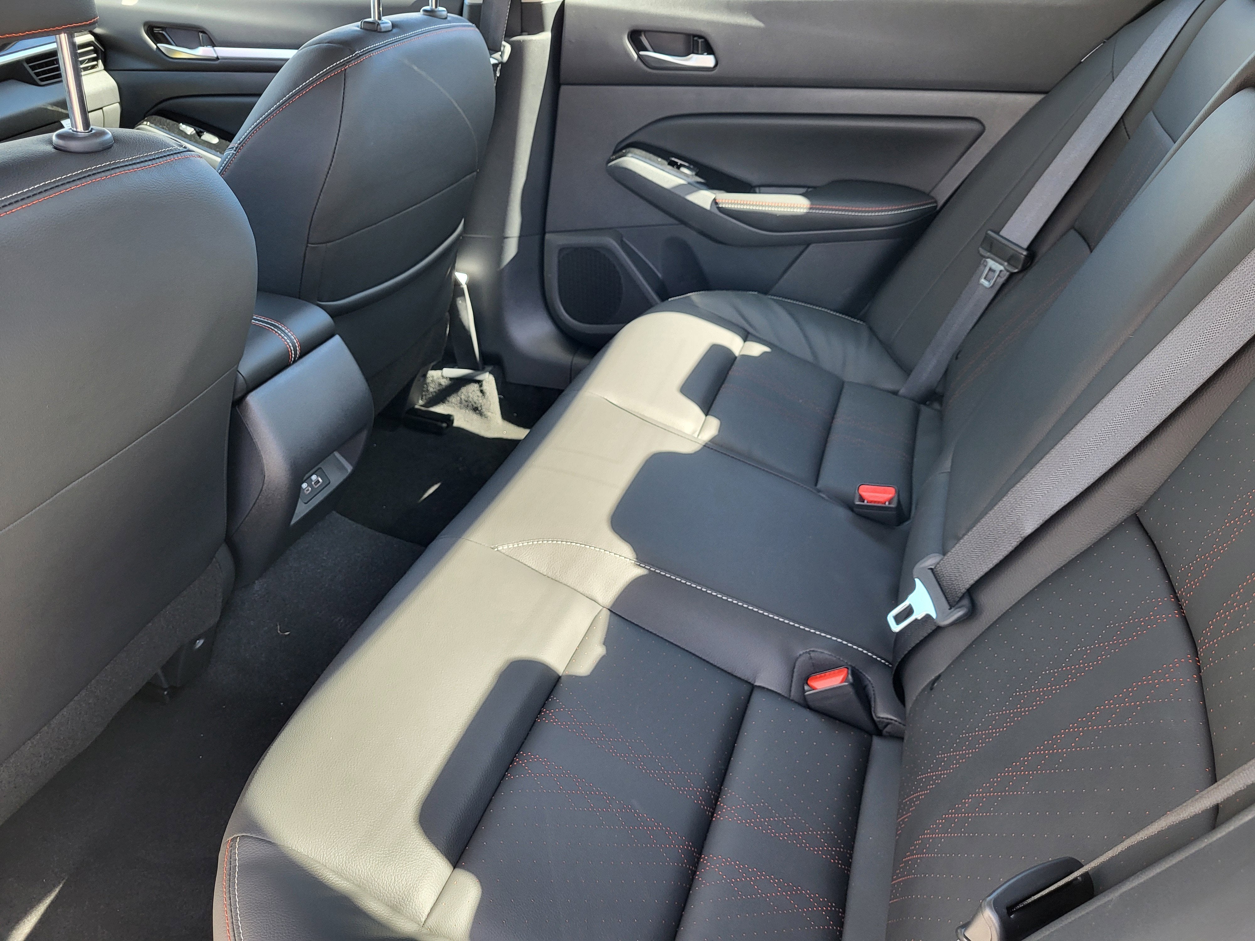 2025 Nissan Altima SR FWD