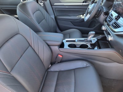 2025 Nissan Altima SR FWD