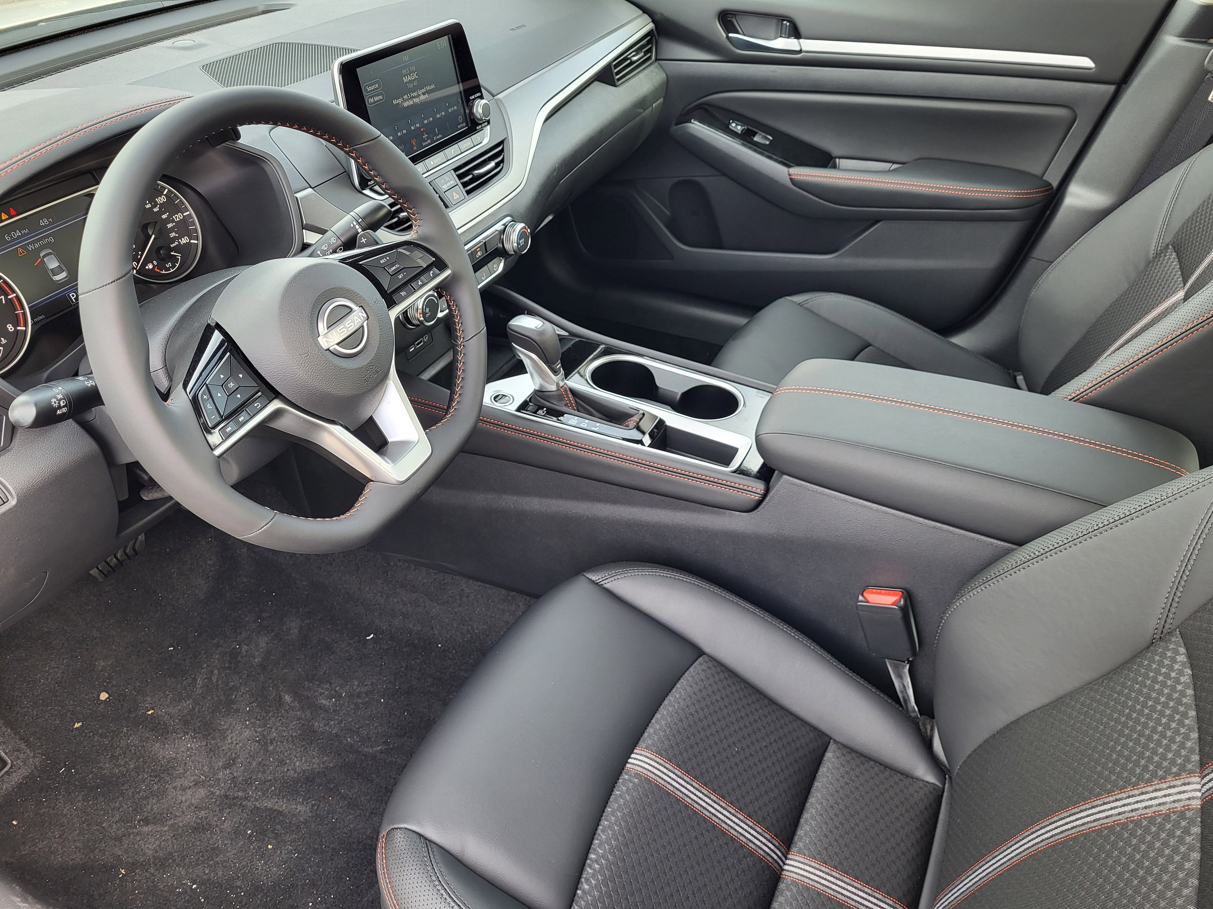 2025 Nissan Altima SR FWD