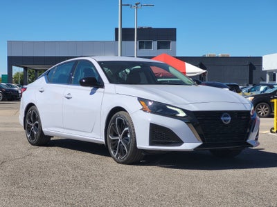 2025 Nissan Altima SR FWD