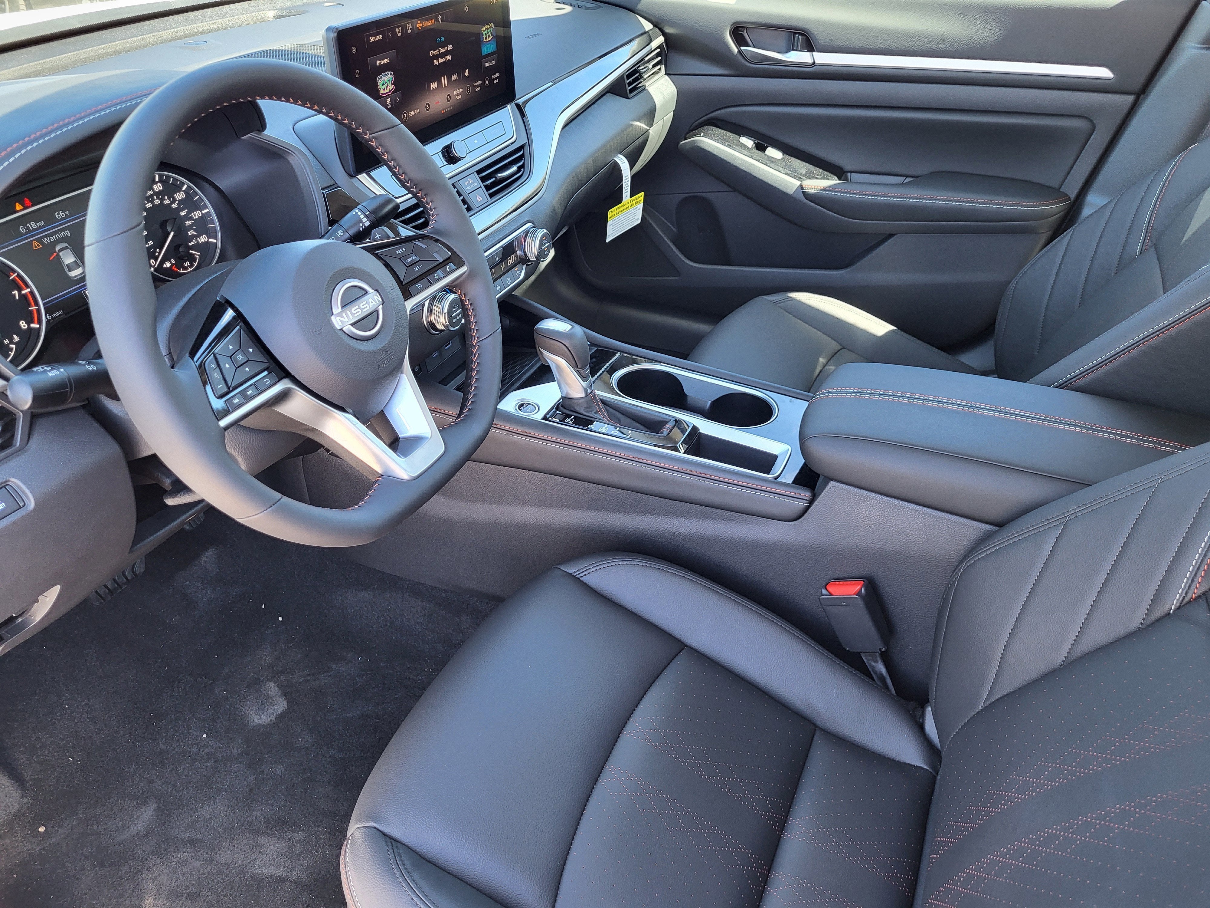 2025 Nissan Altima SR FWD