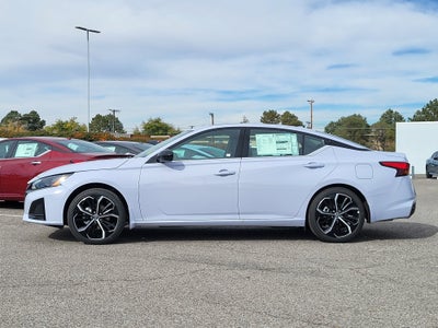 2025 Nissan Altima SR FWD