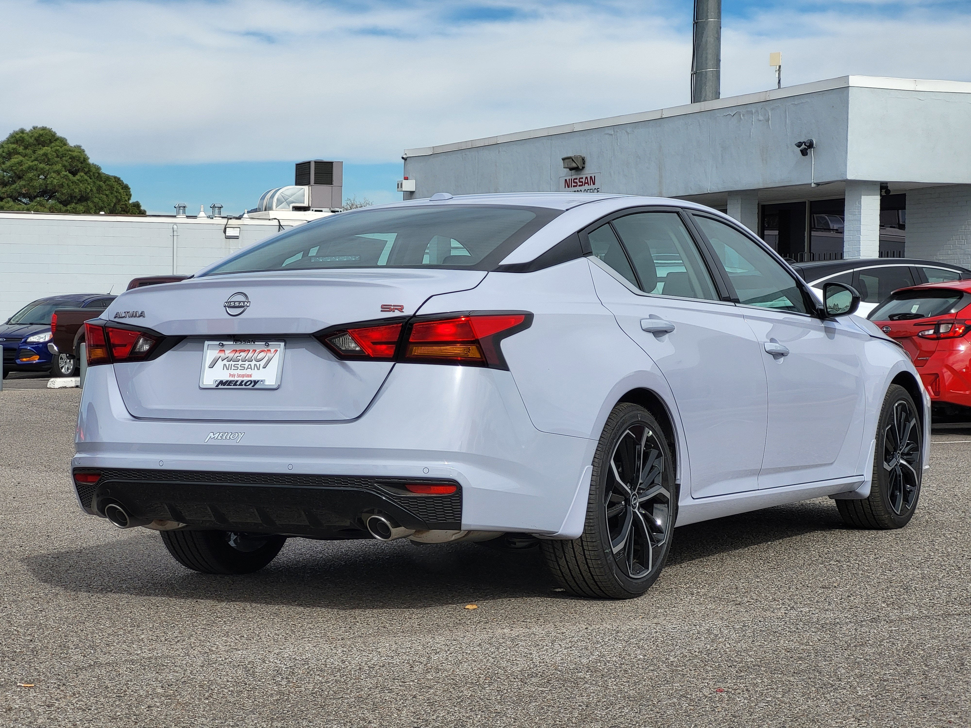 2025 Nissan Altima SR FWD