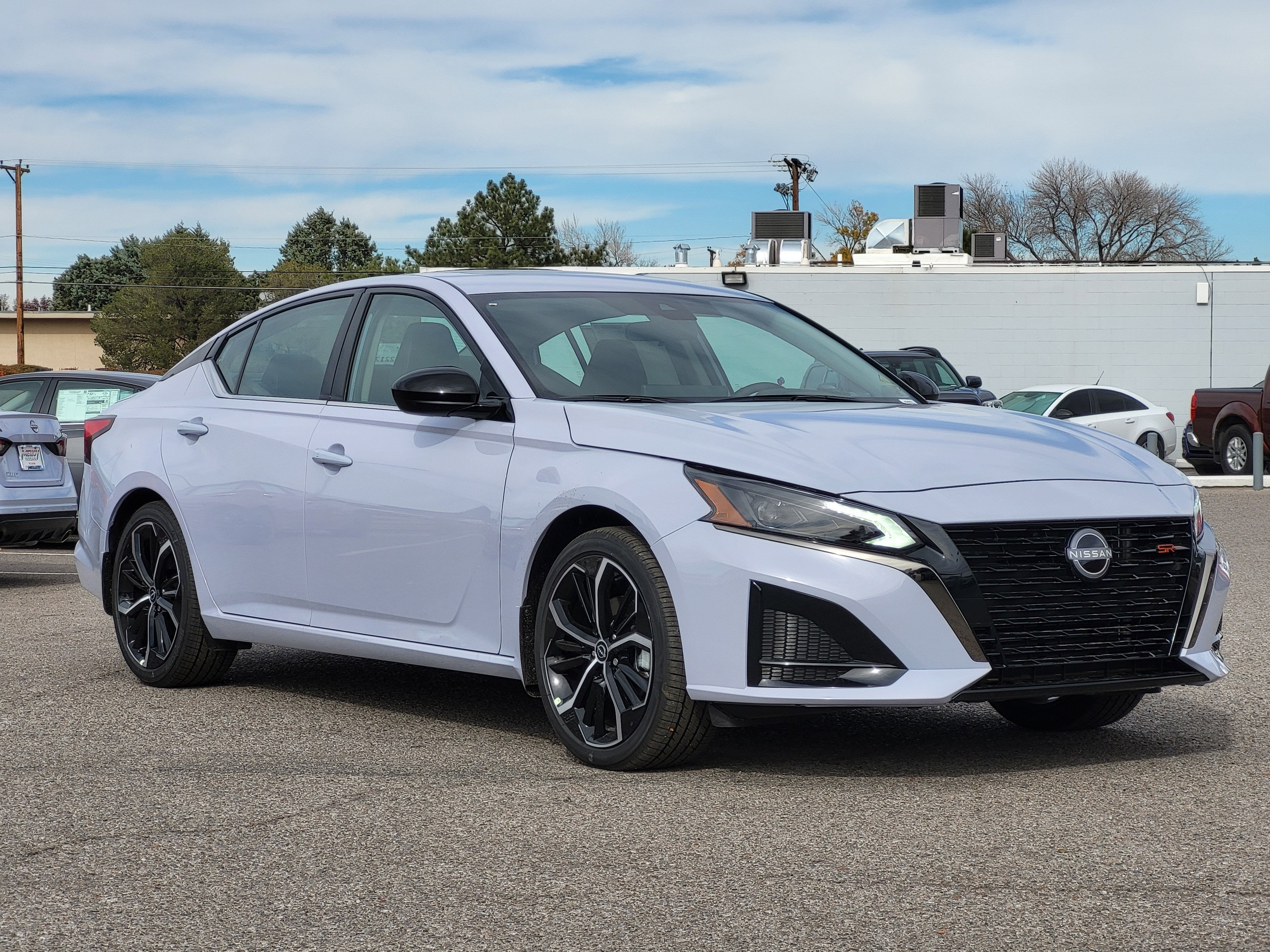 2025 Nissan Altima SR FWD