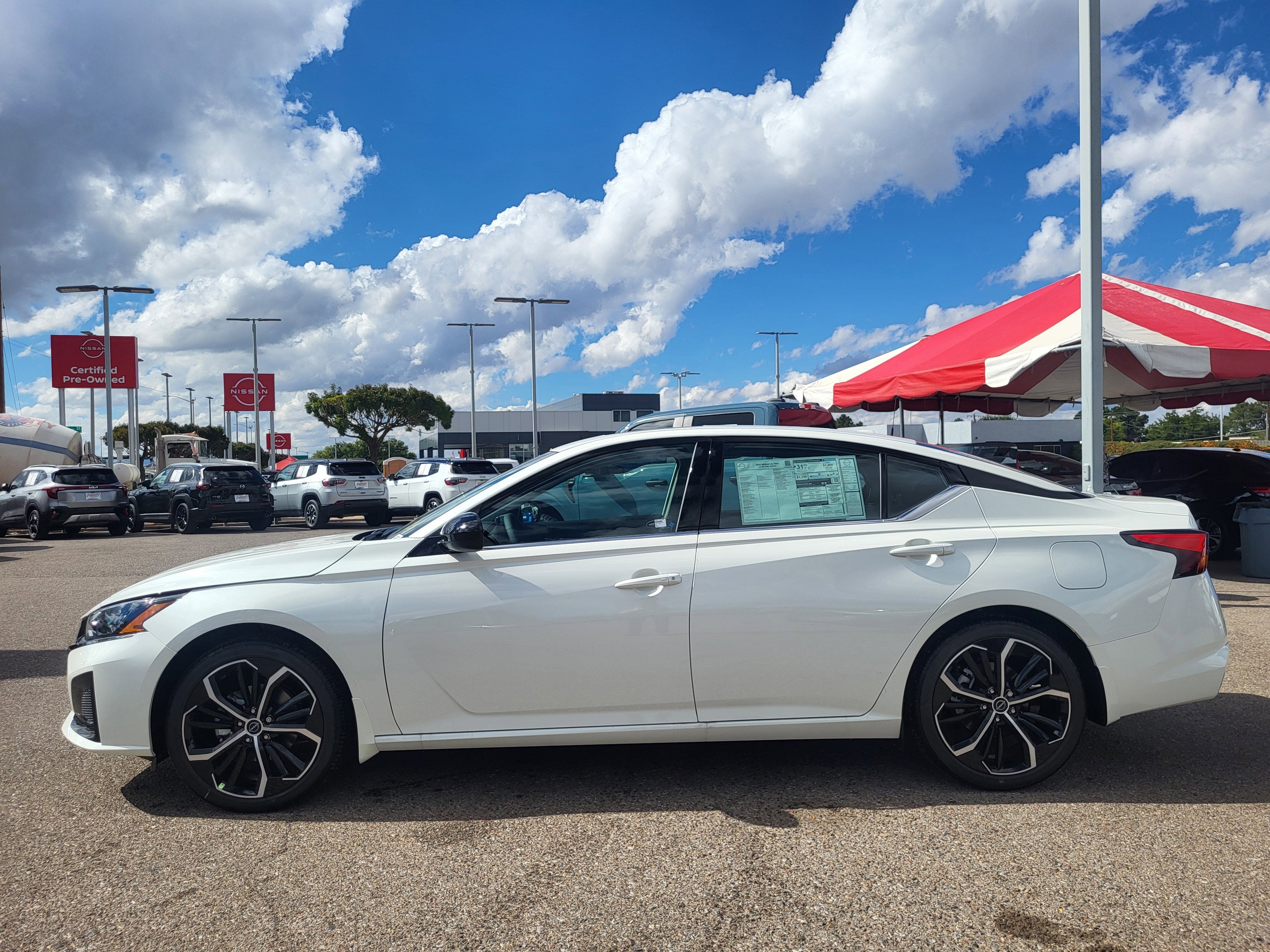 2025 Nissan Altima SR FWD