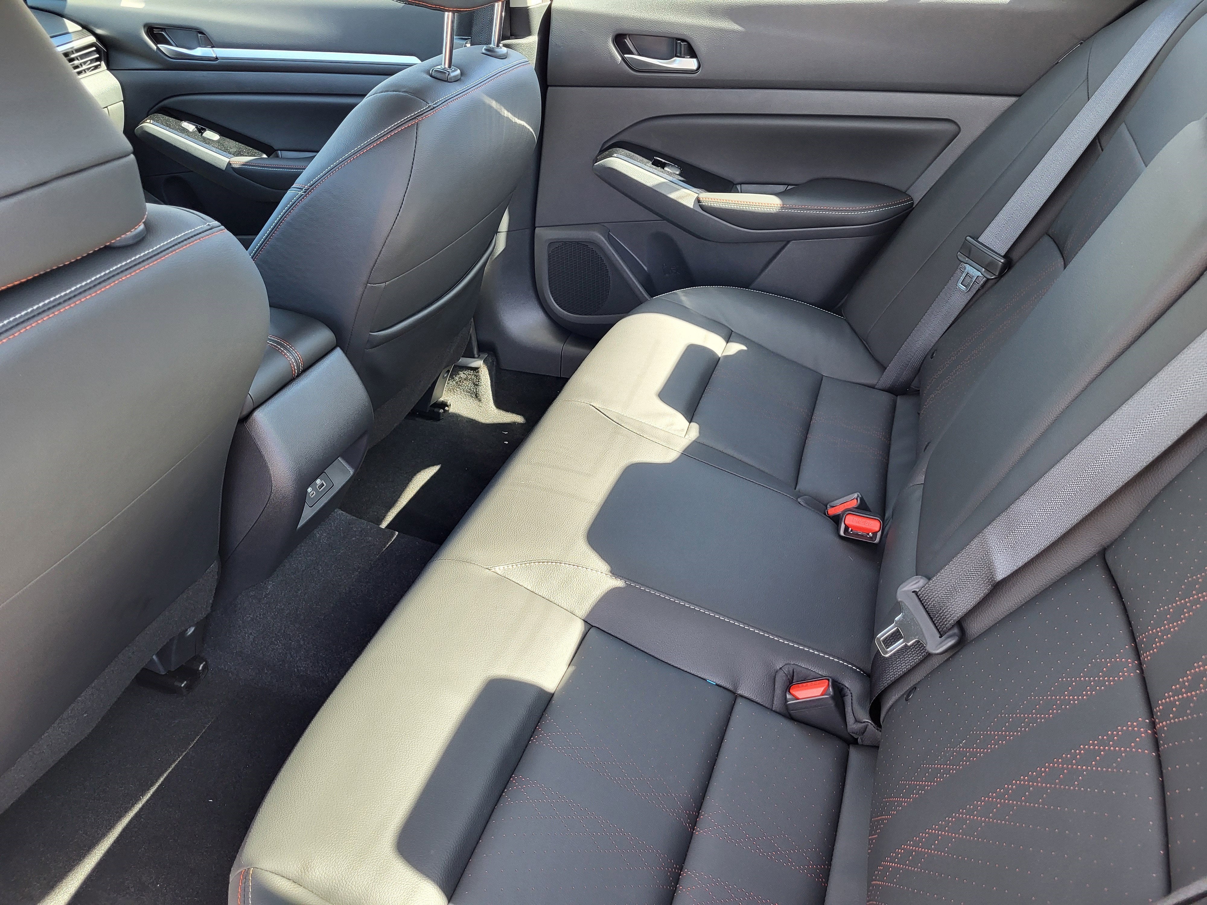 2025 Nissan Altima SR FWD