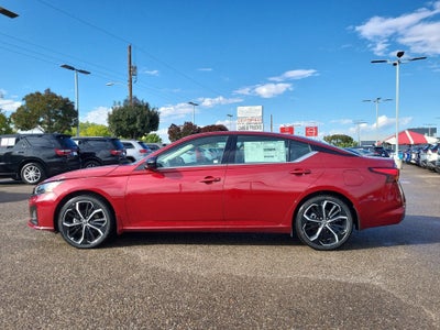 2025 Nissan Altima SR FWD