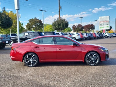 2025 Nissan Altima SR FWD