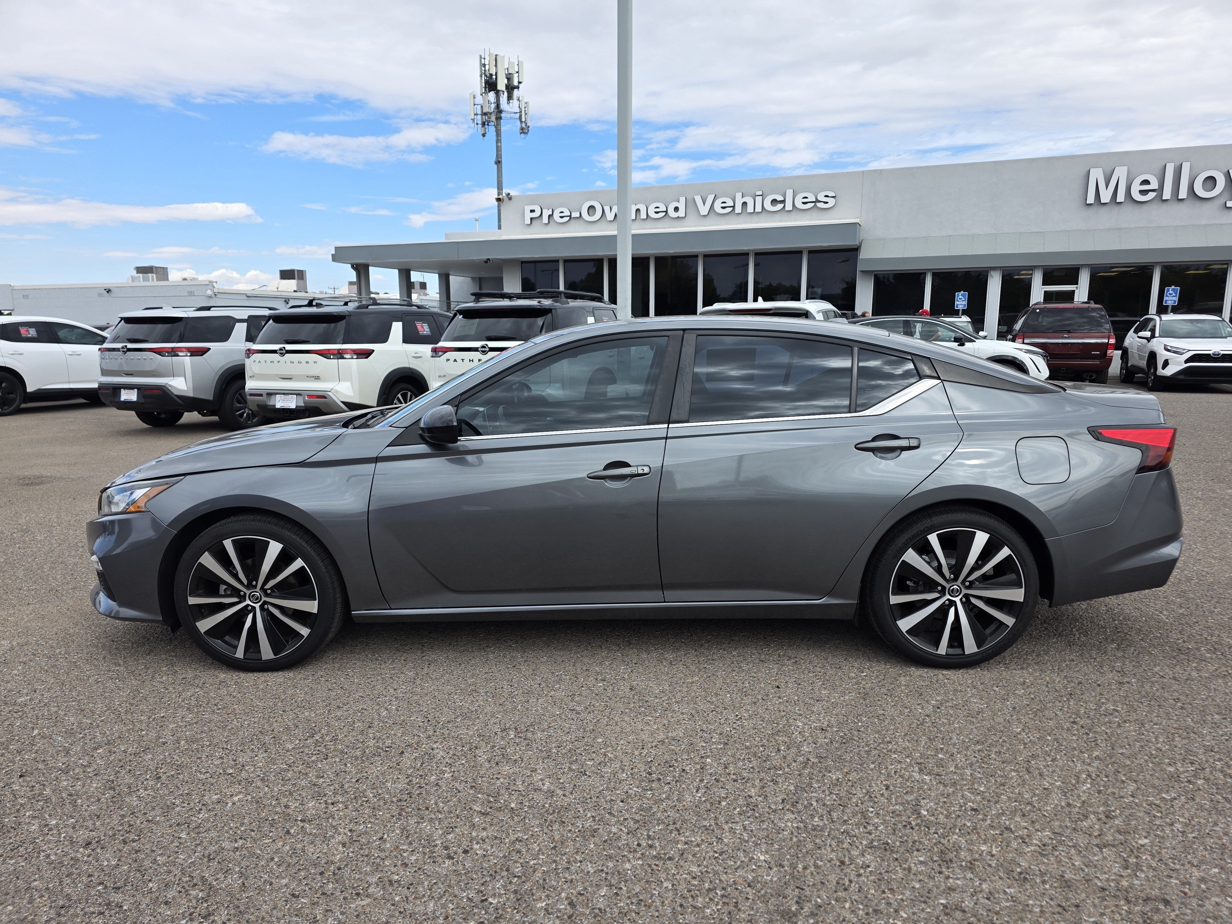 2022 Nissan Altima 2.5 SR
