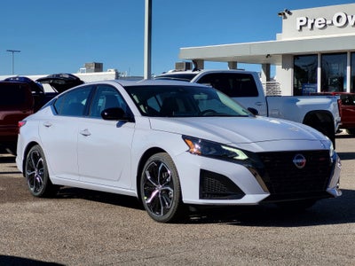 2025 Nissan Altima SR FWD