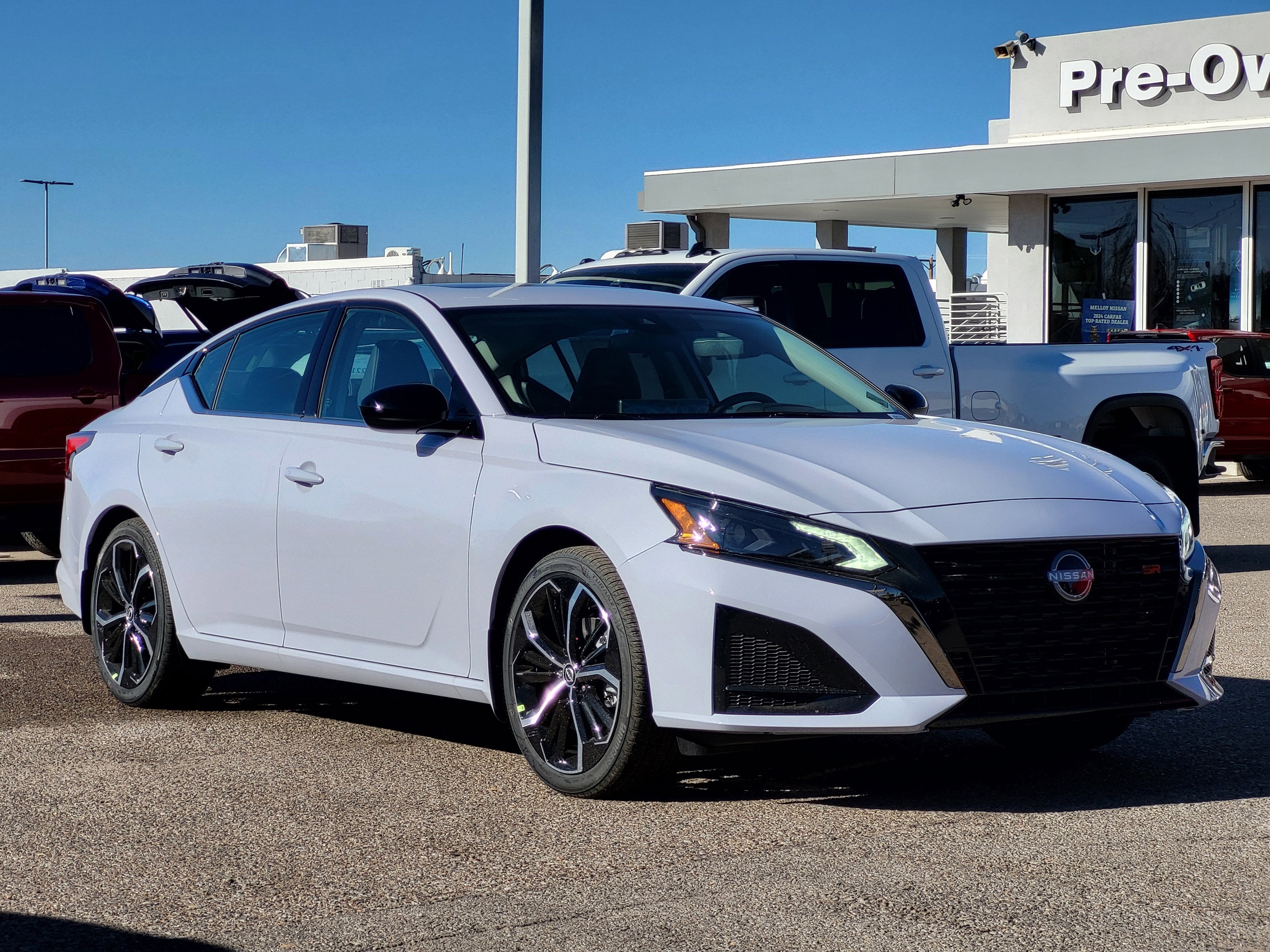 2025 Nissan Altima SR FWD