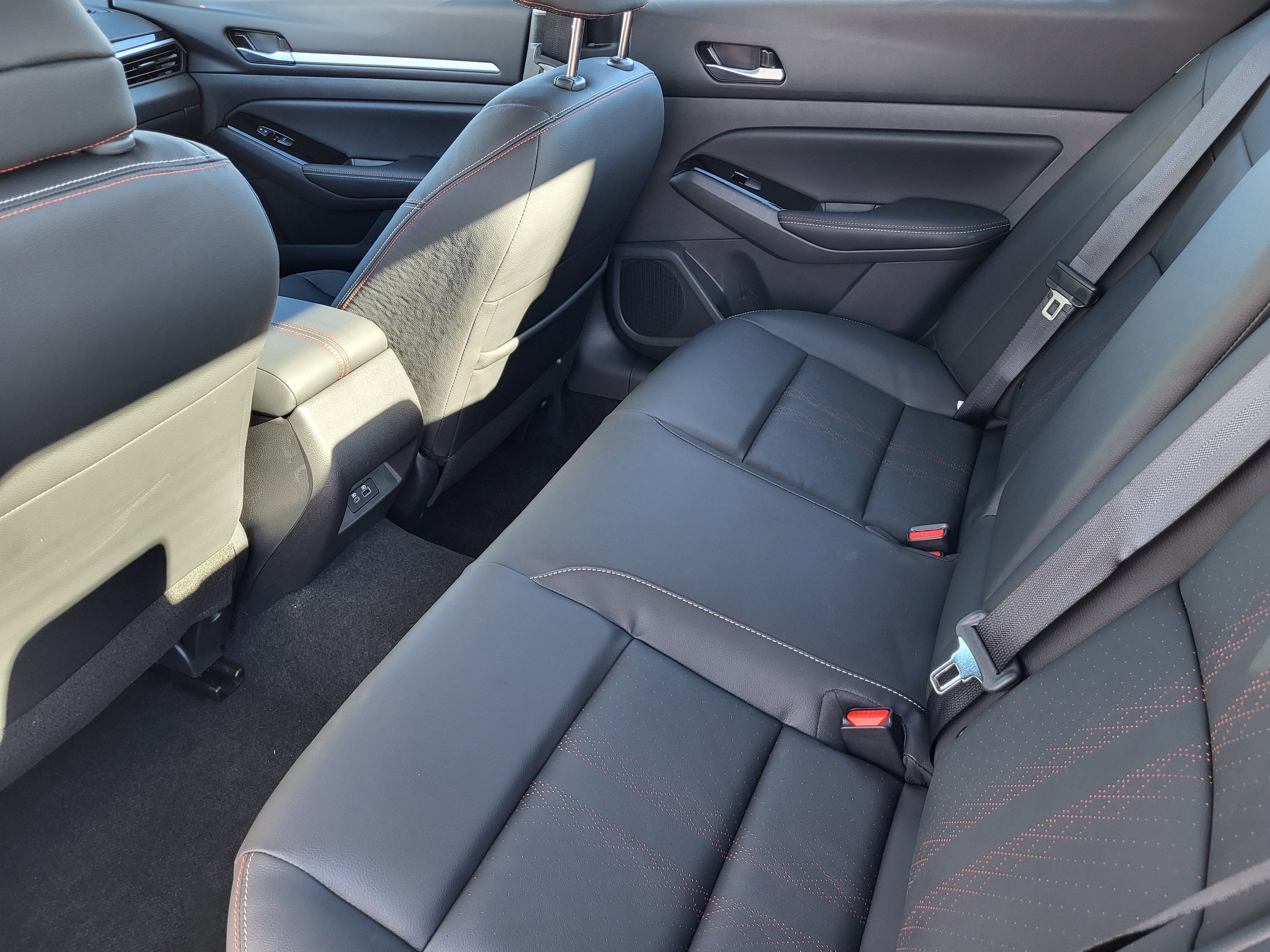 2025 Nissan Altima SR FWD