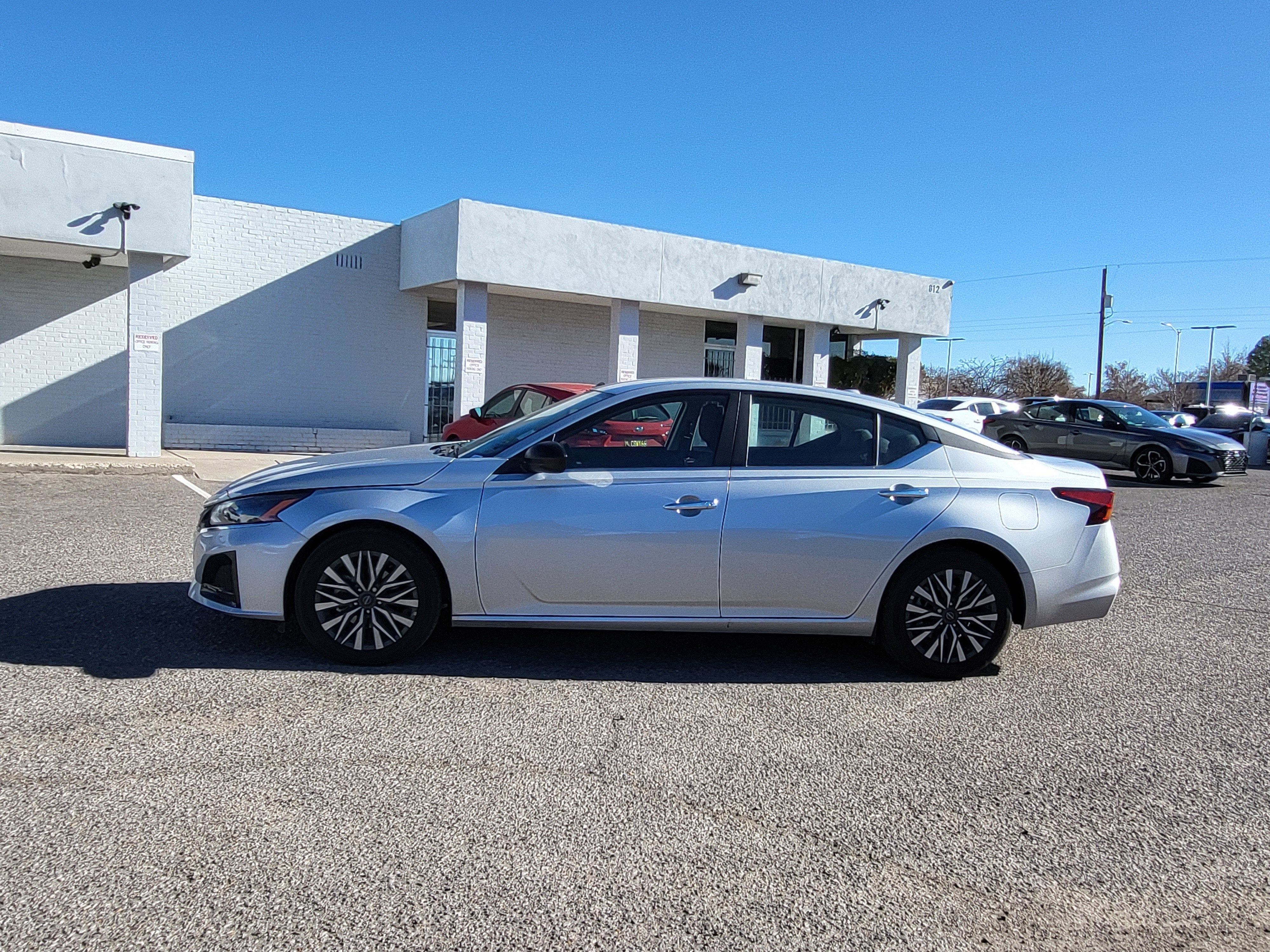 2025 Nissan Altima SV