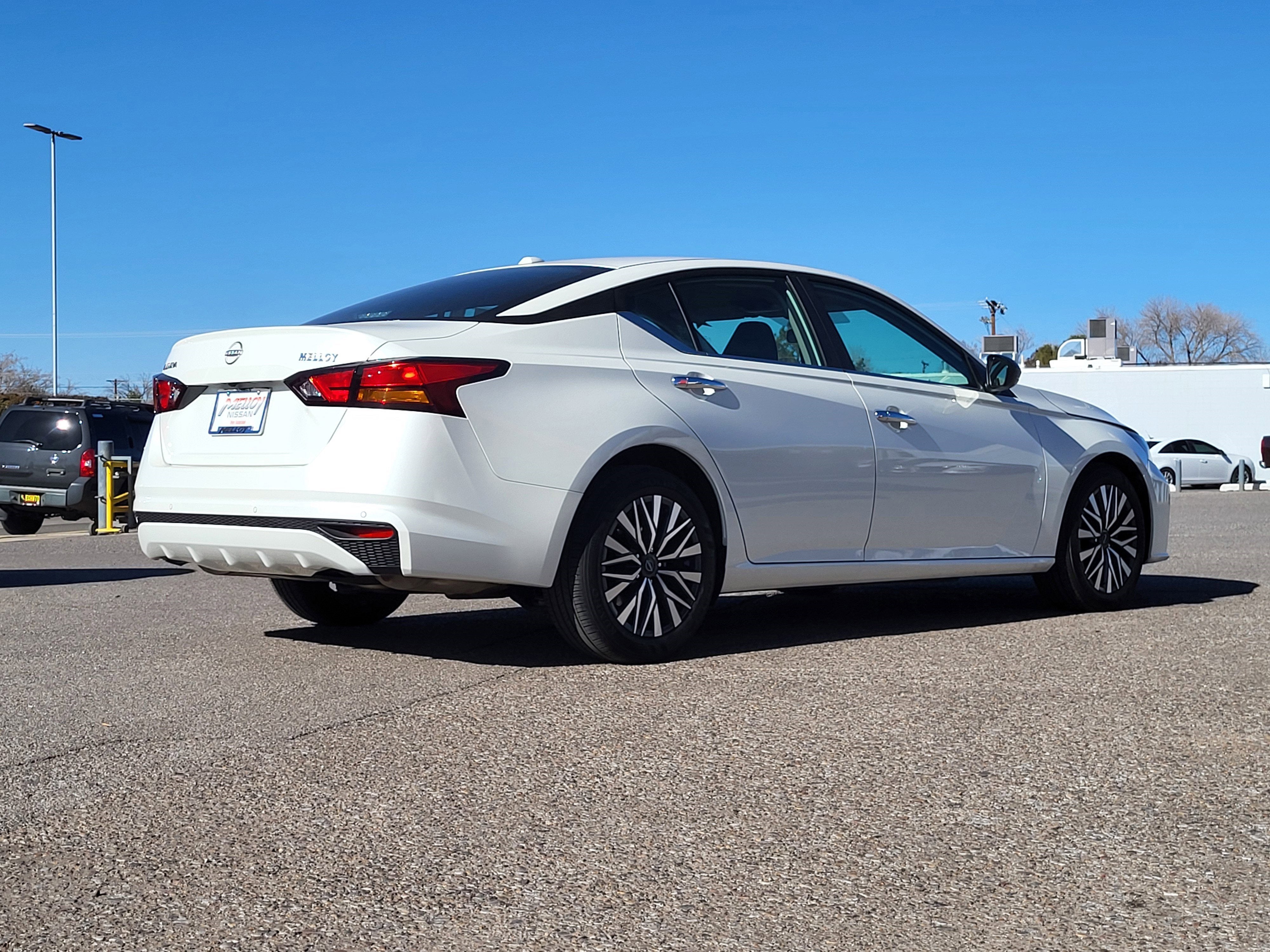 2025 Nissan Altima SV FWD