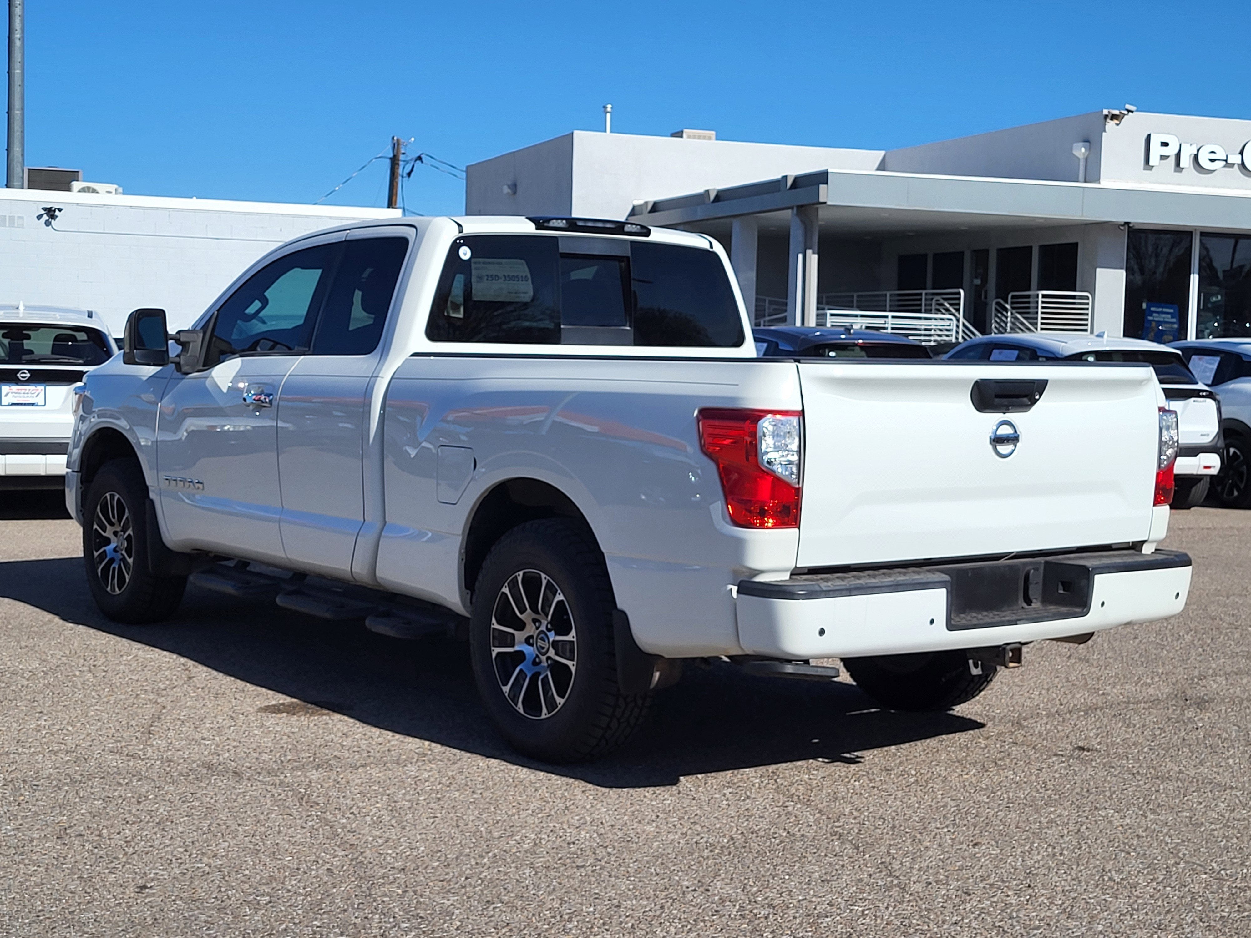 2021 Nissan Titan SV