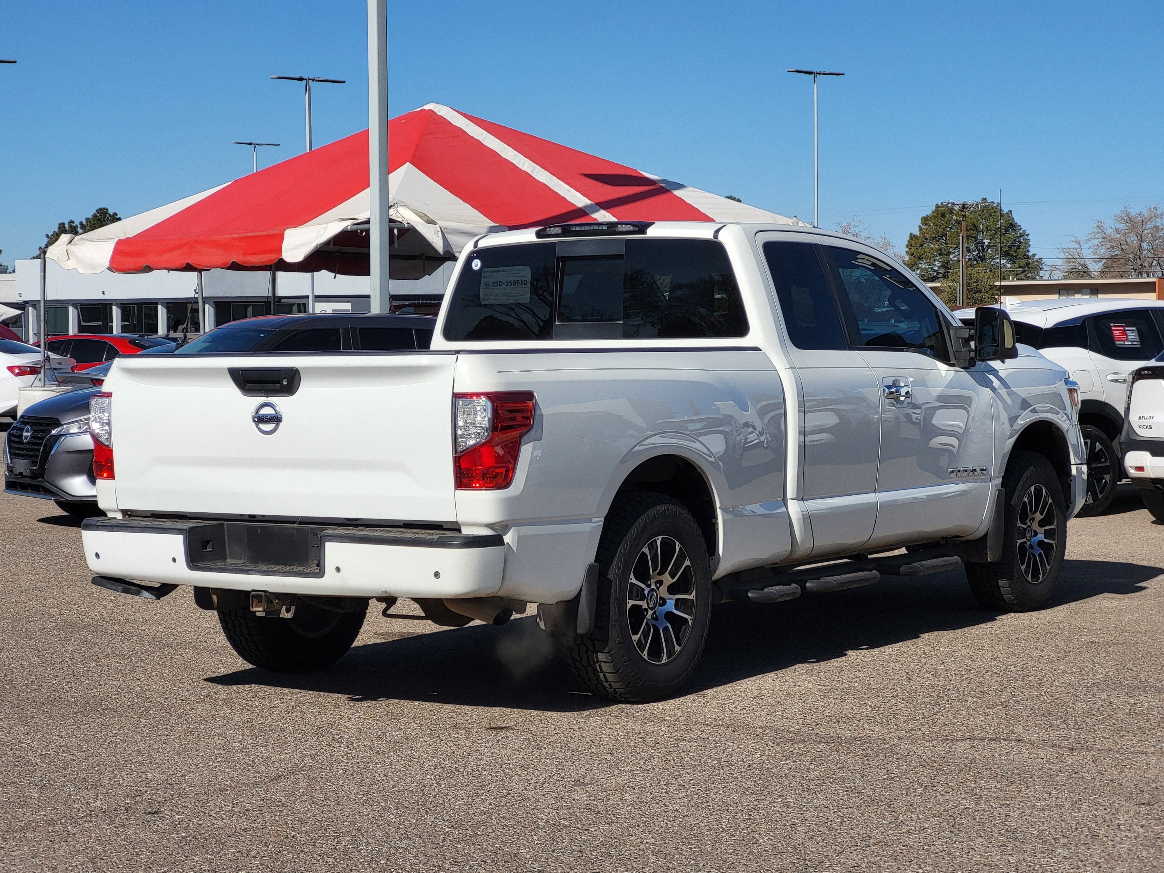 2021 Nissan Titan SV