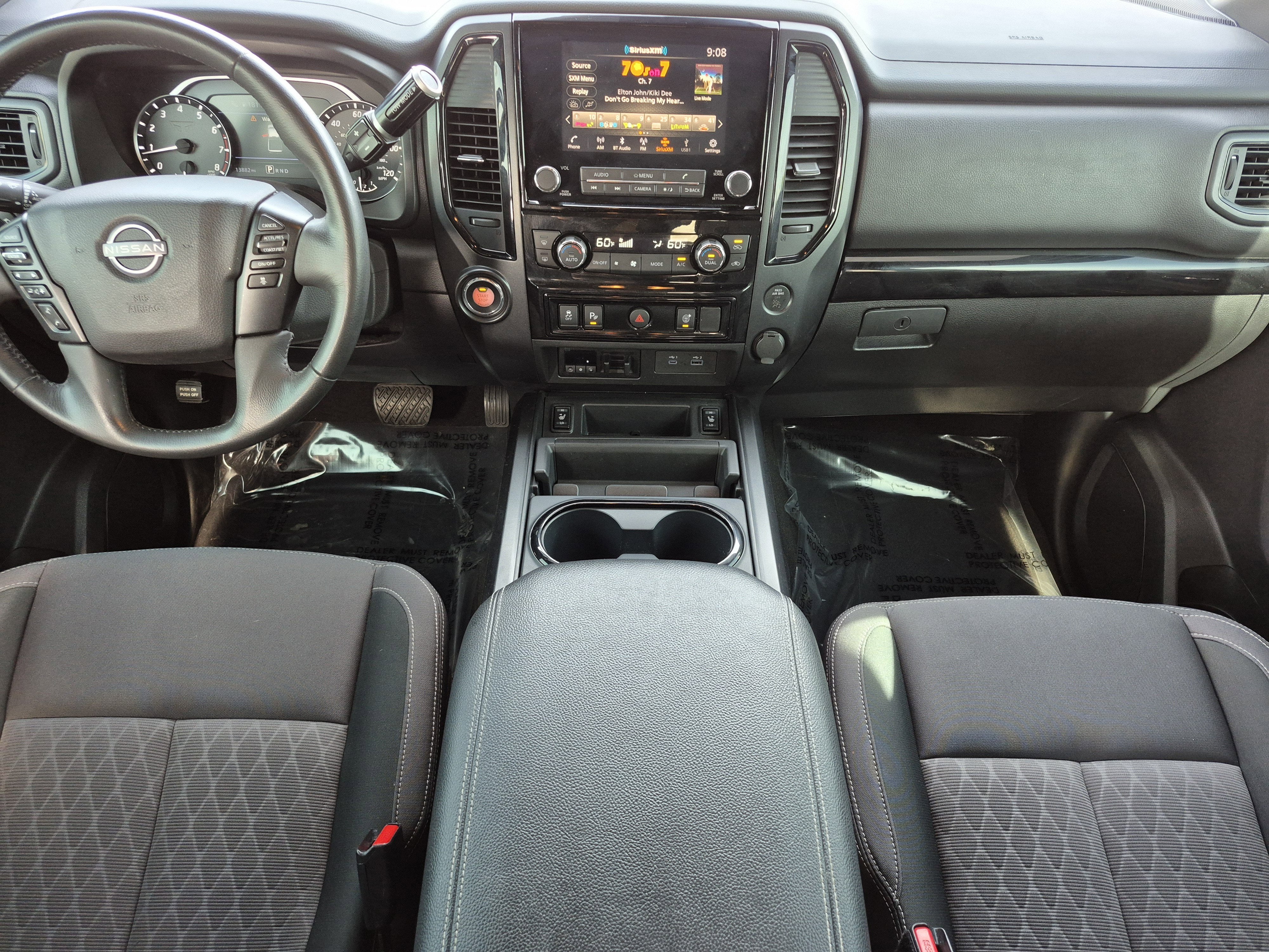 2024 Nissan Titan SV