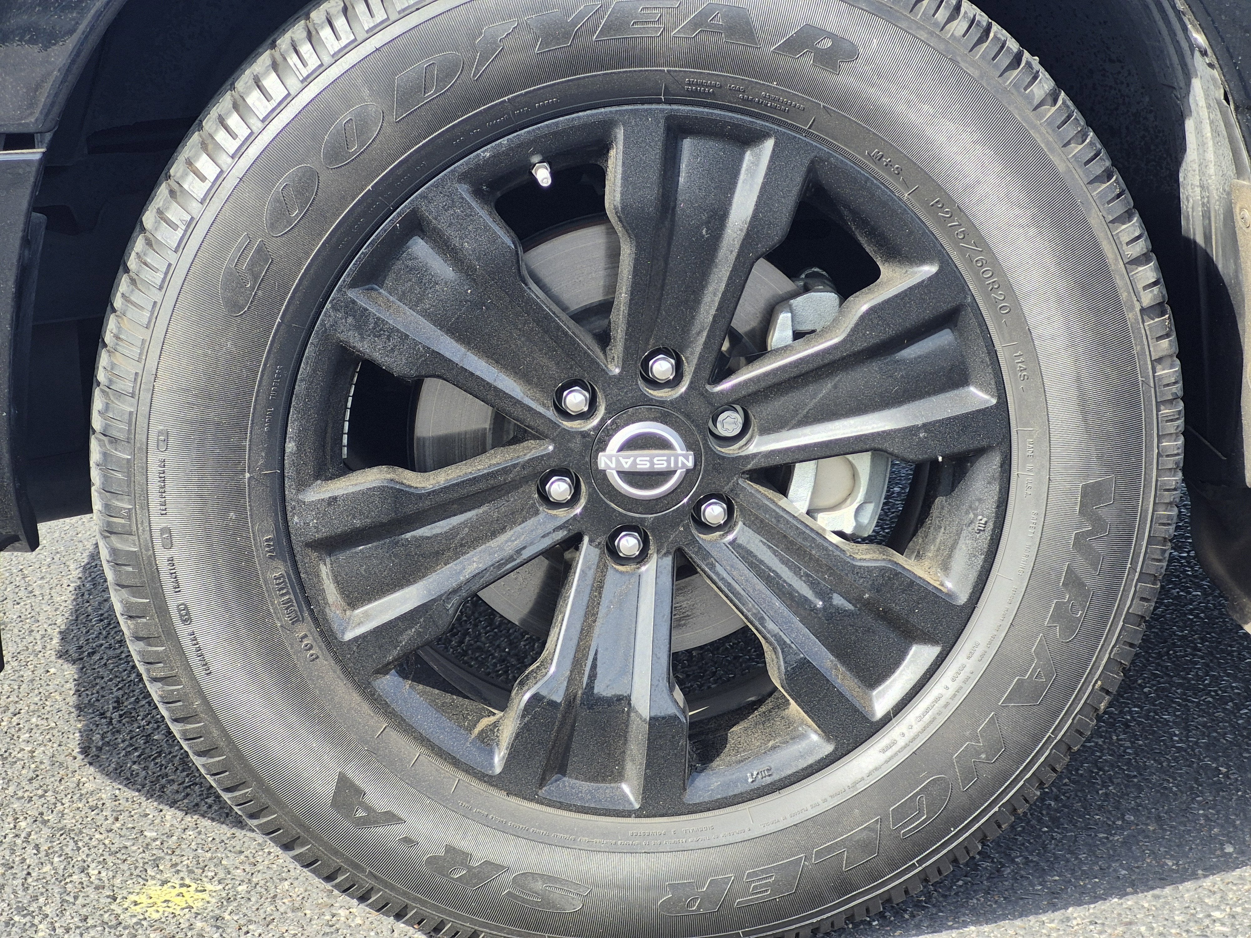 2024 Nissan Titan SV