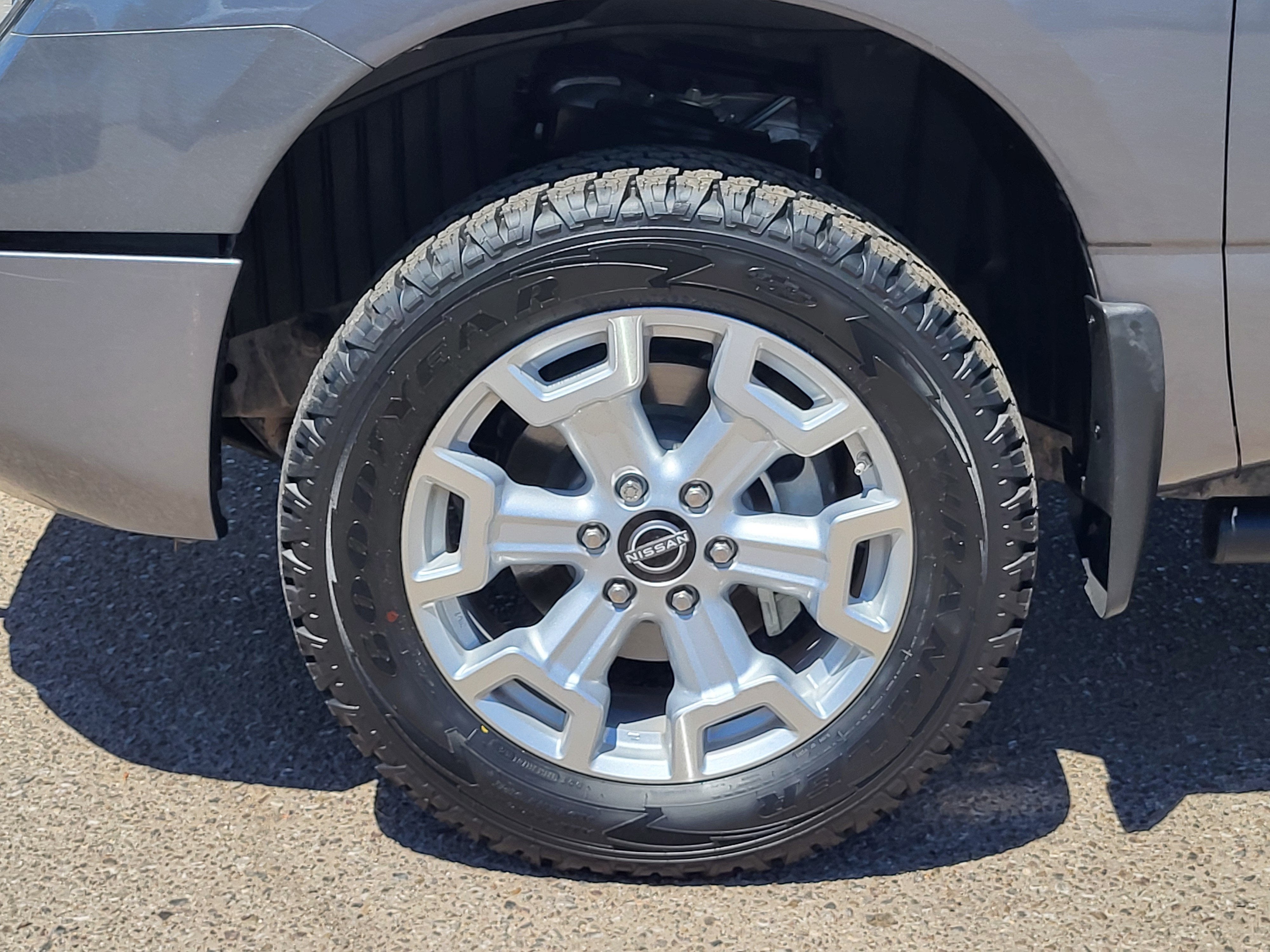 2024 Nissan Titan XD SV