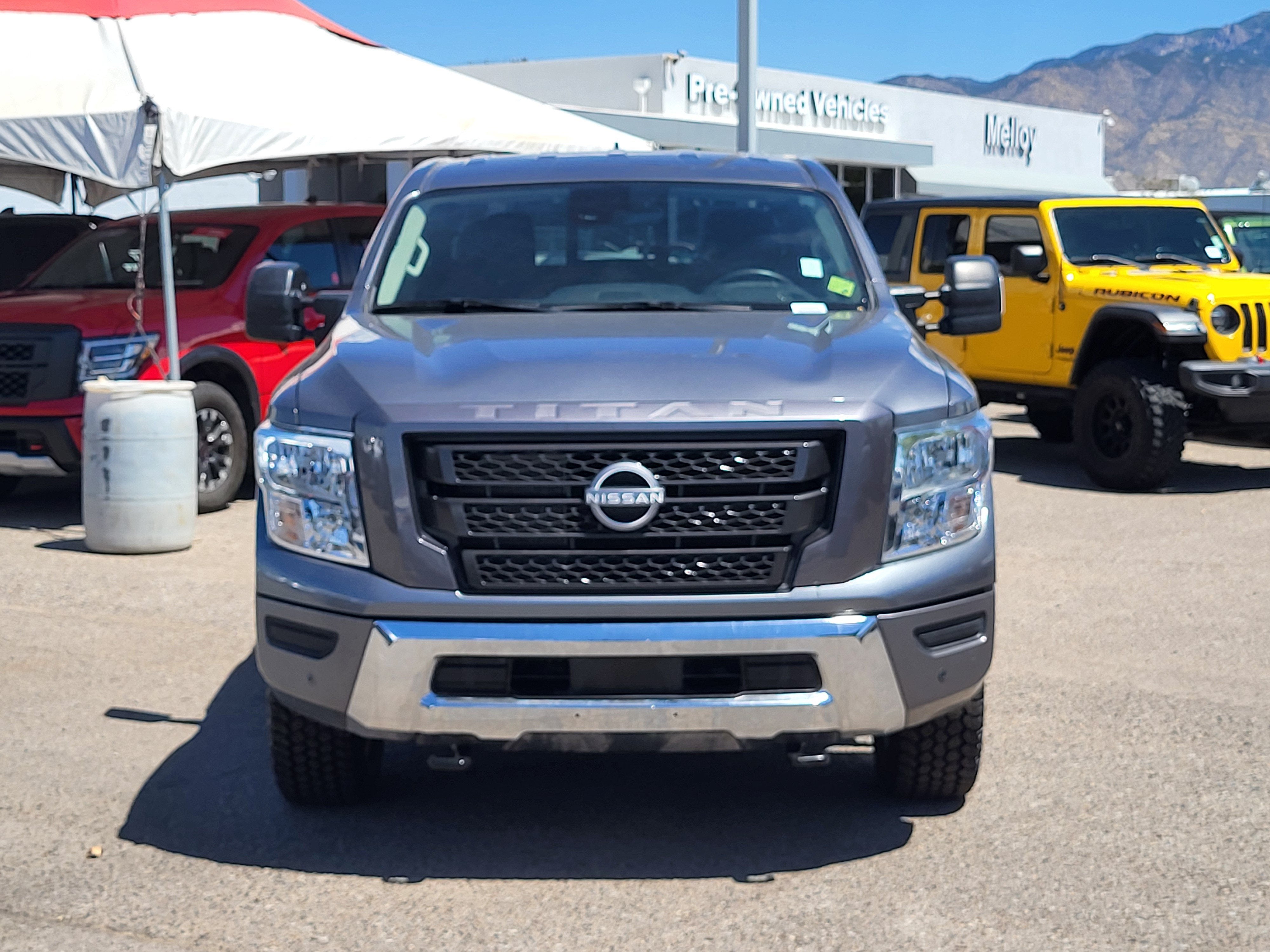 2024 Nissan Titan XD SV