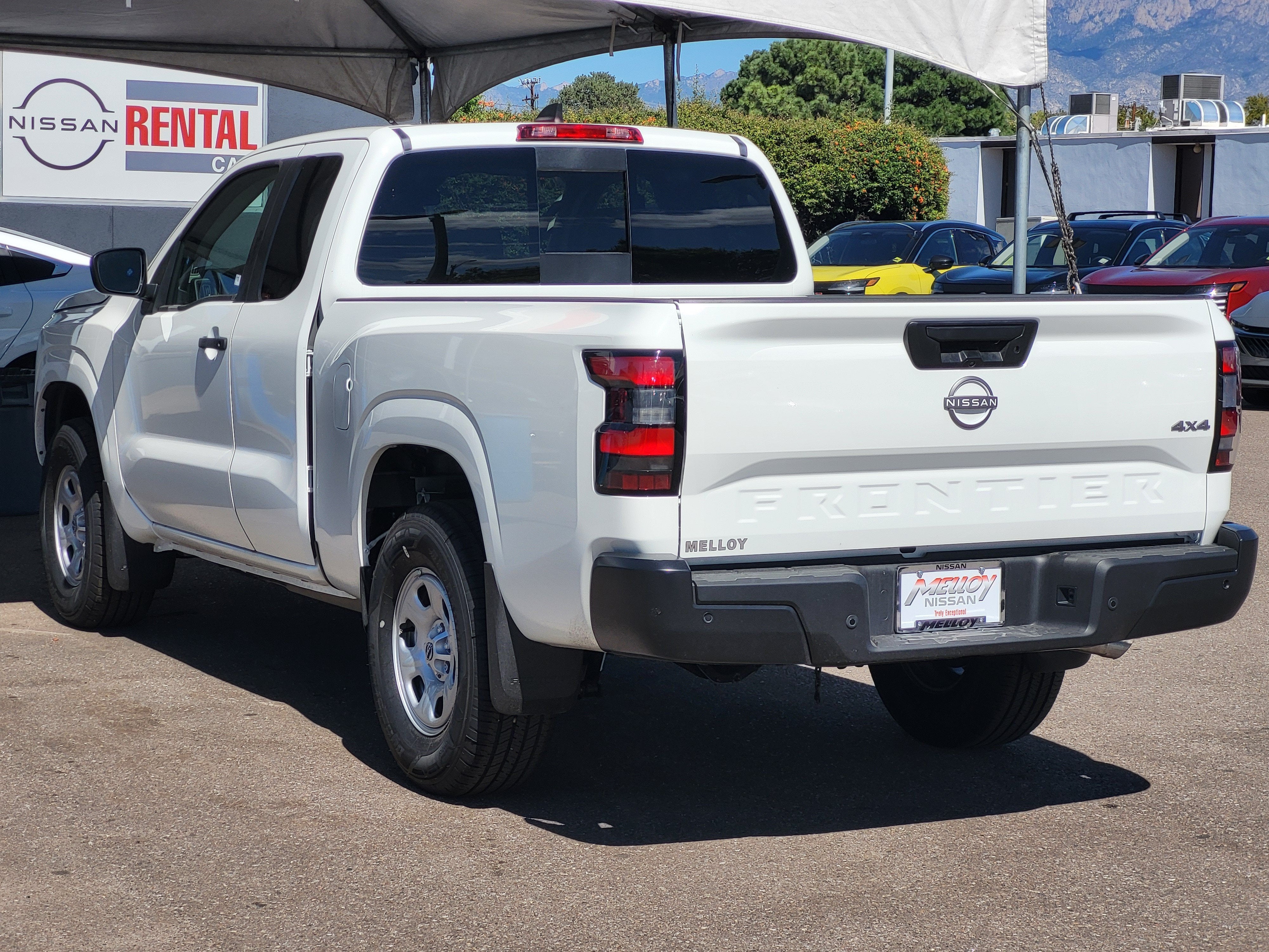 2026 Nissan Frontier King Cab 4x4 S