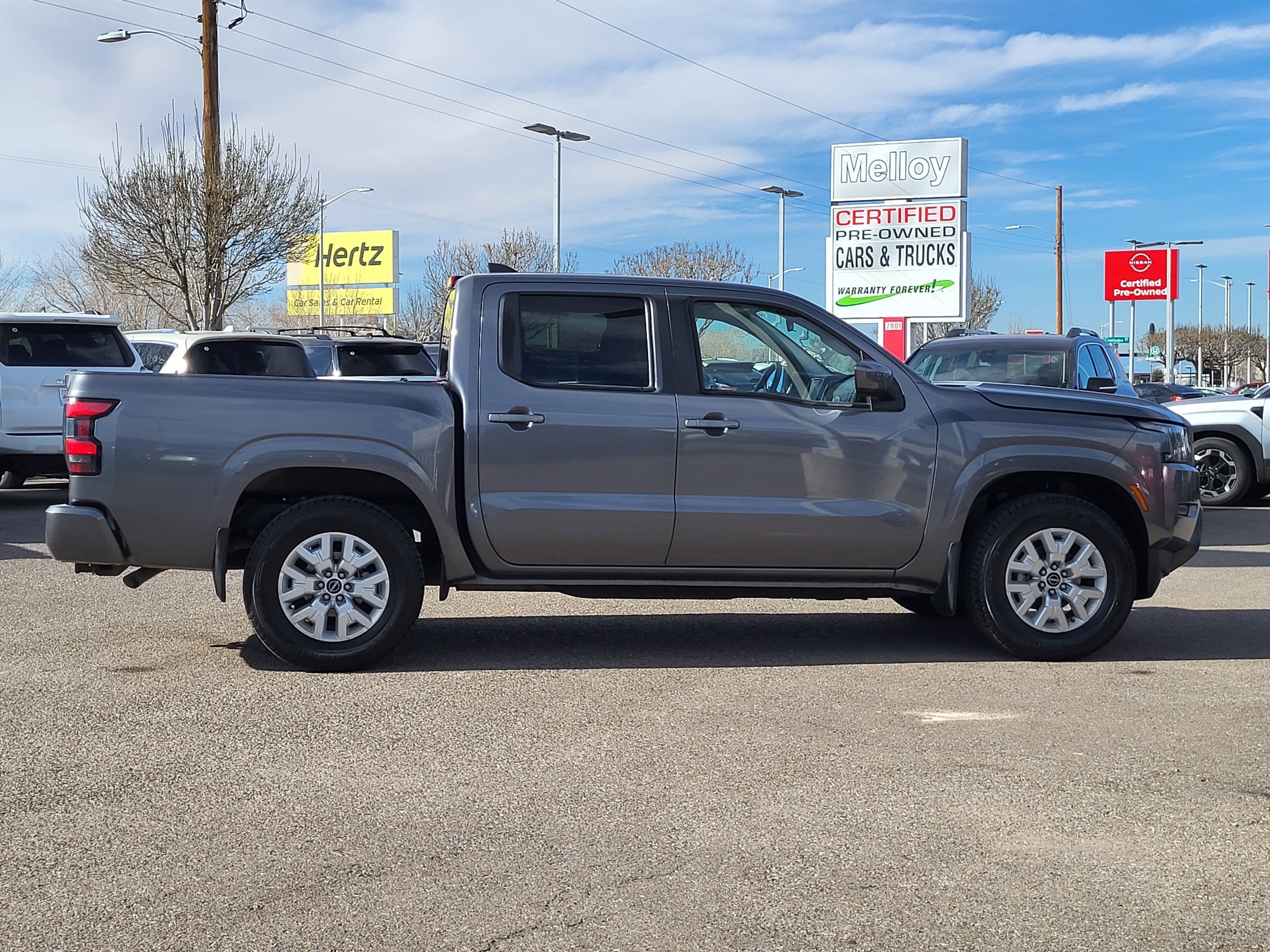 2022 Nissan Frontier SV