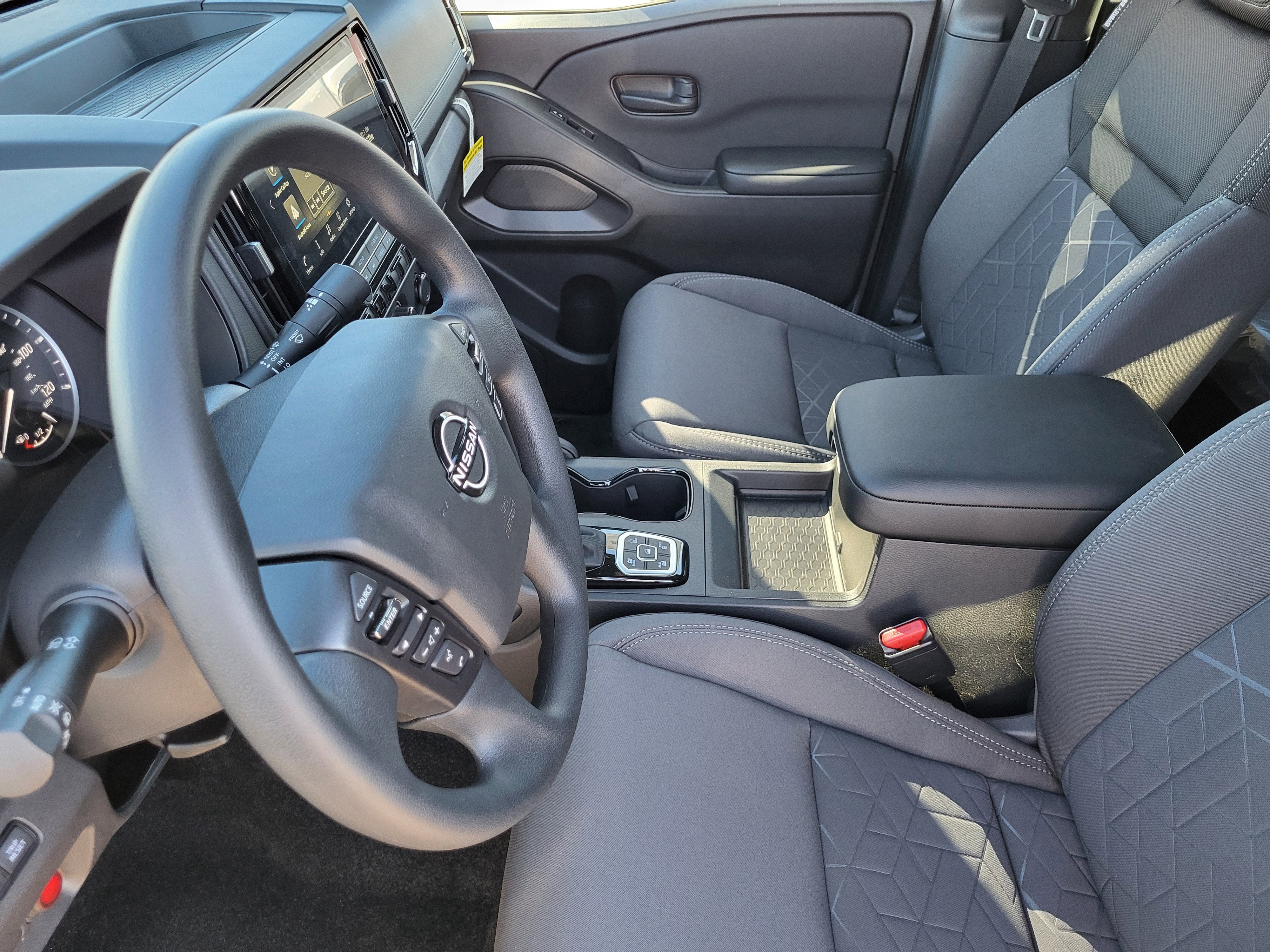 2026 Nissan Frontier Crew Cab 4x4 SV