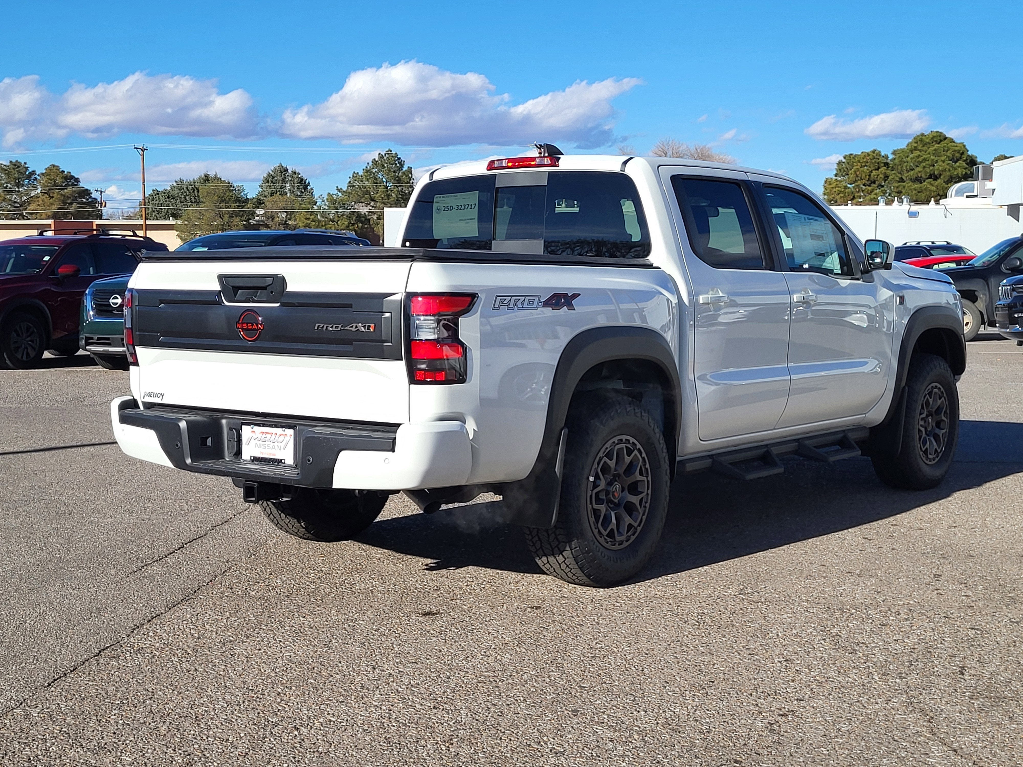 2026 Nissan Frontier Crew Cab 4x4 PRO-4X w/R Package