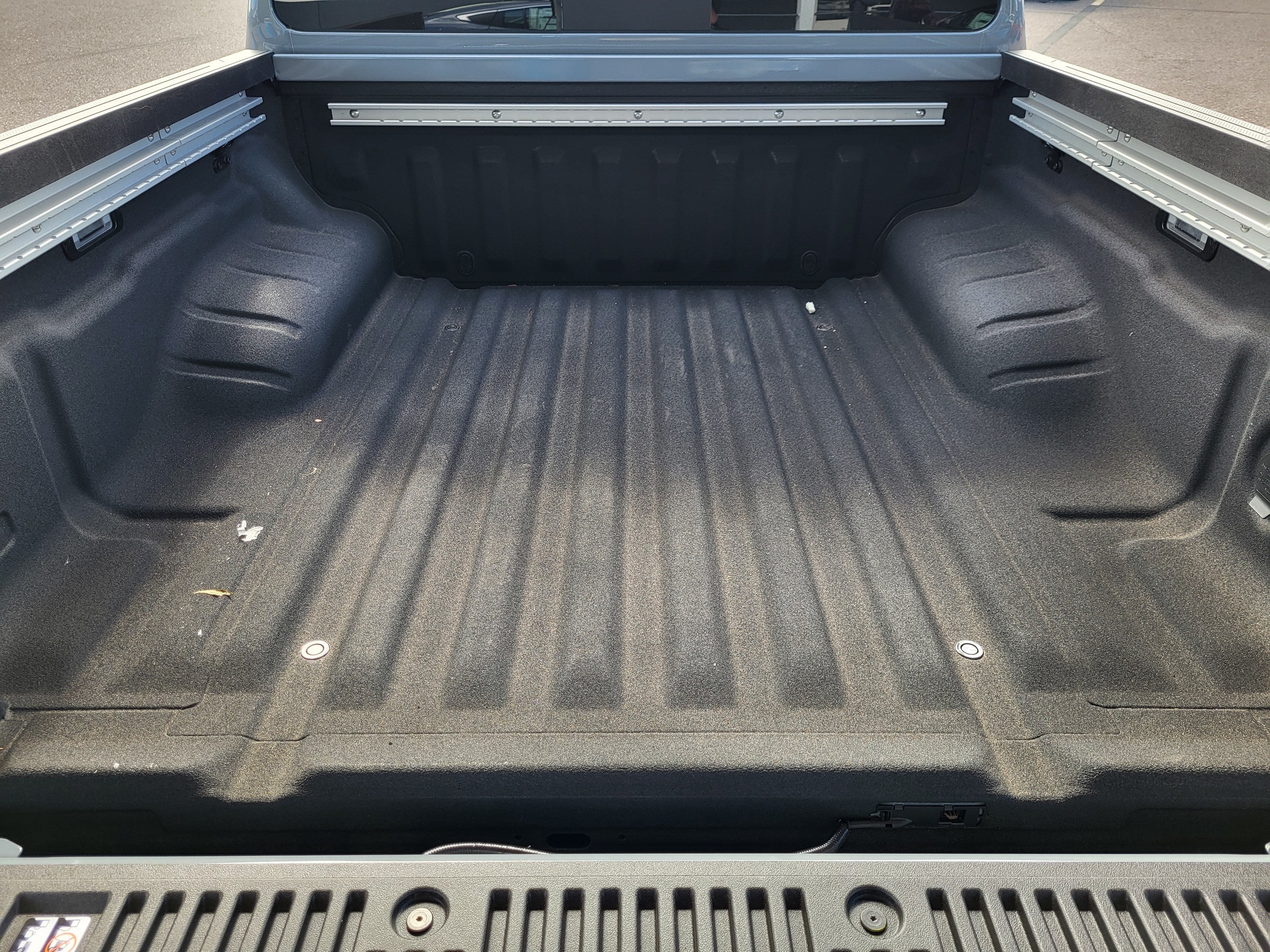 2027 Nissan Frontier Crew Cab 4x4 SV