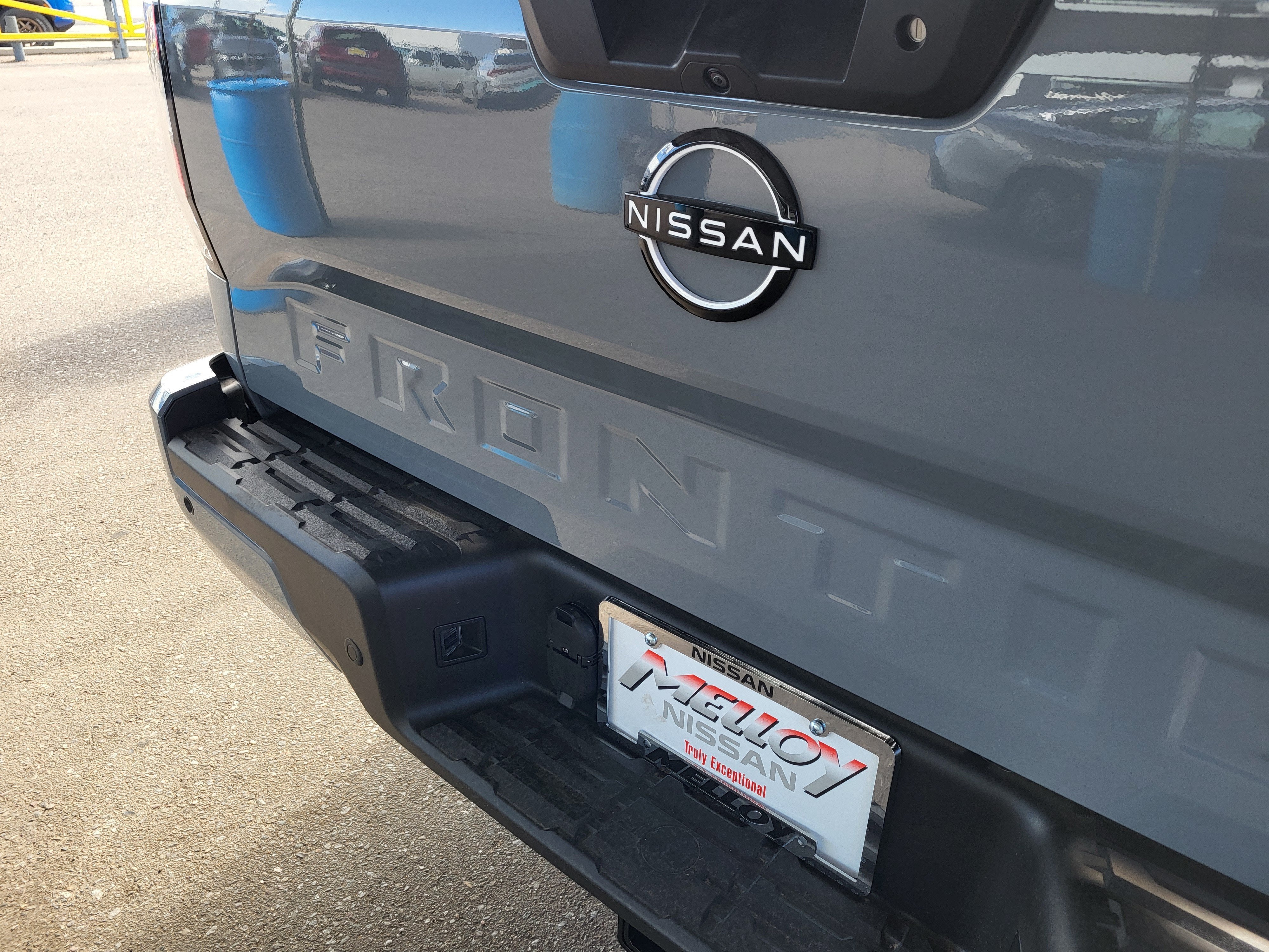 2027 Nissan Frontier Crew Cab 4x4 SV