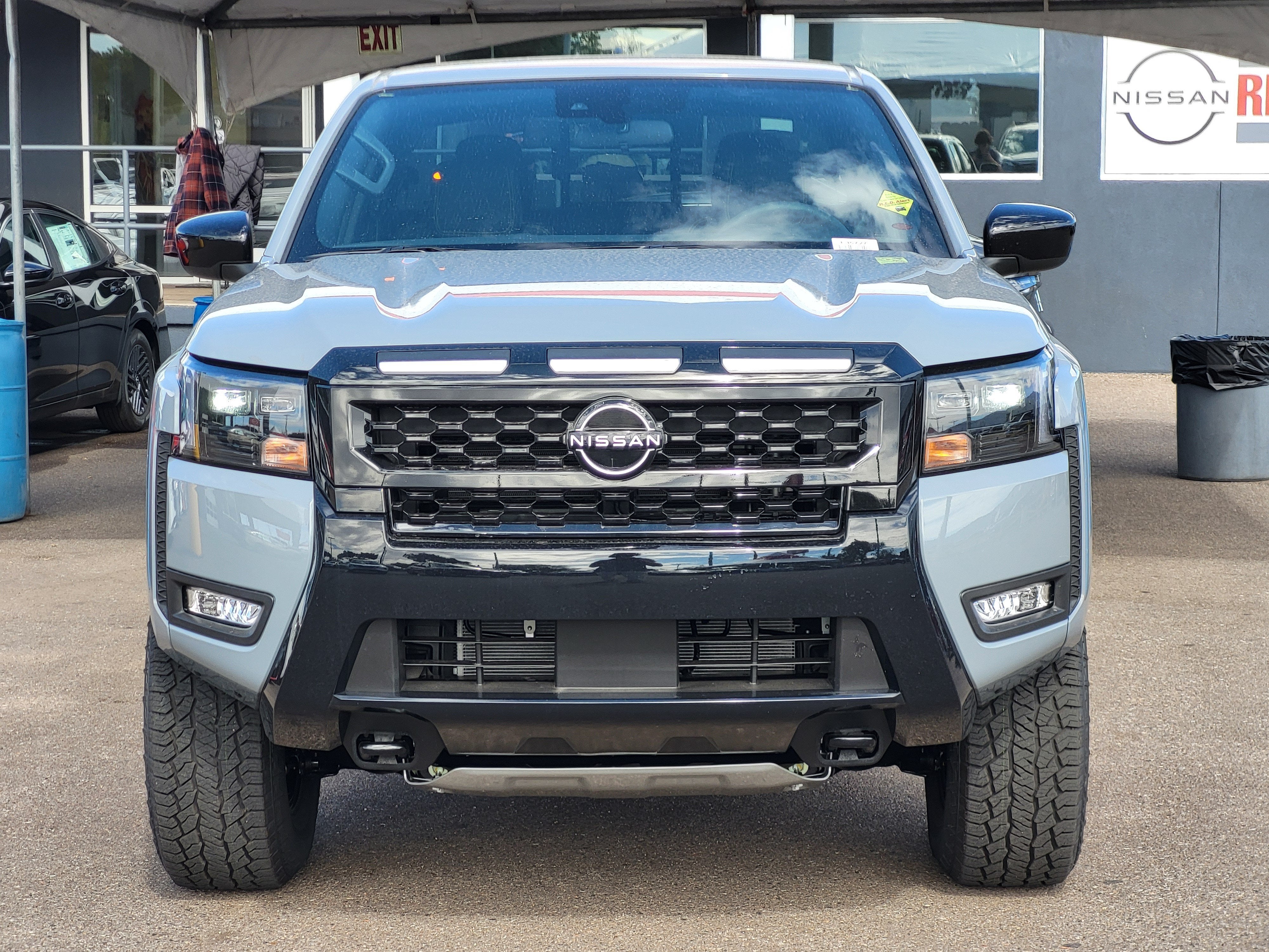 2027 Nissan Frontier Crew Cab 4x4 SV