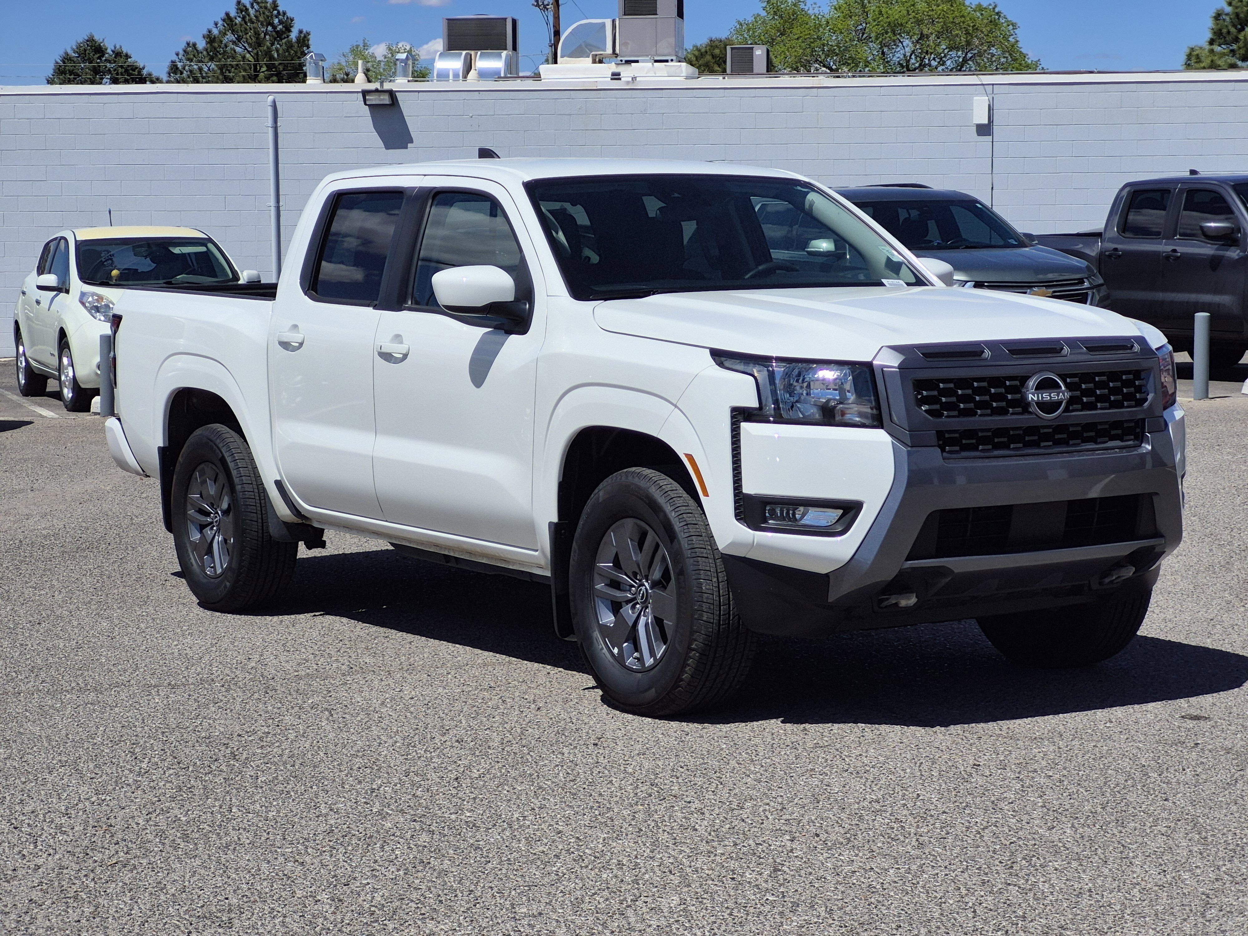 2025 Nissan Frontier SV