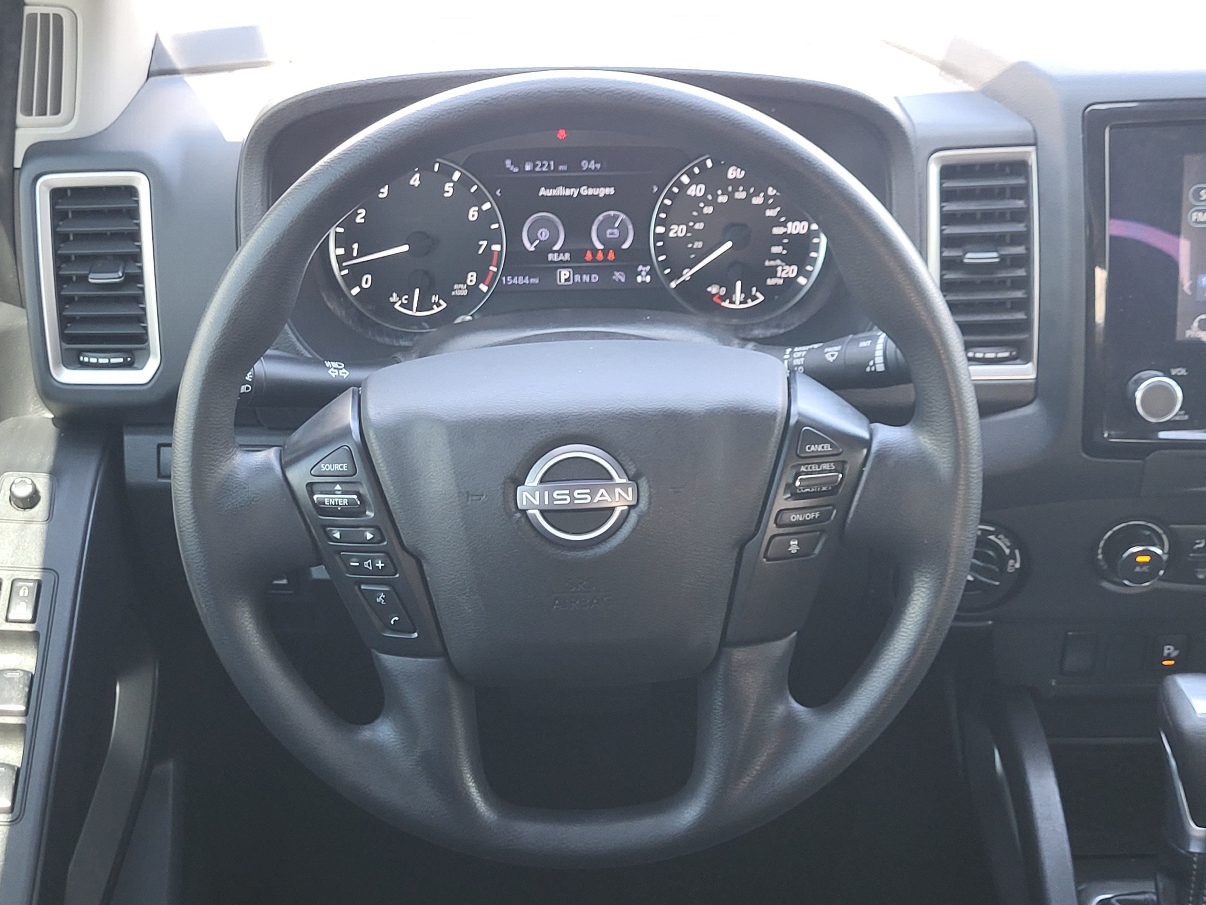 2024 Nissan Frontier SV