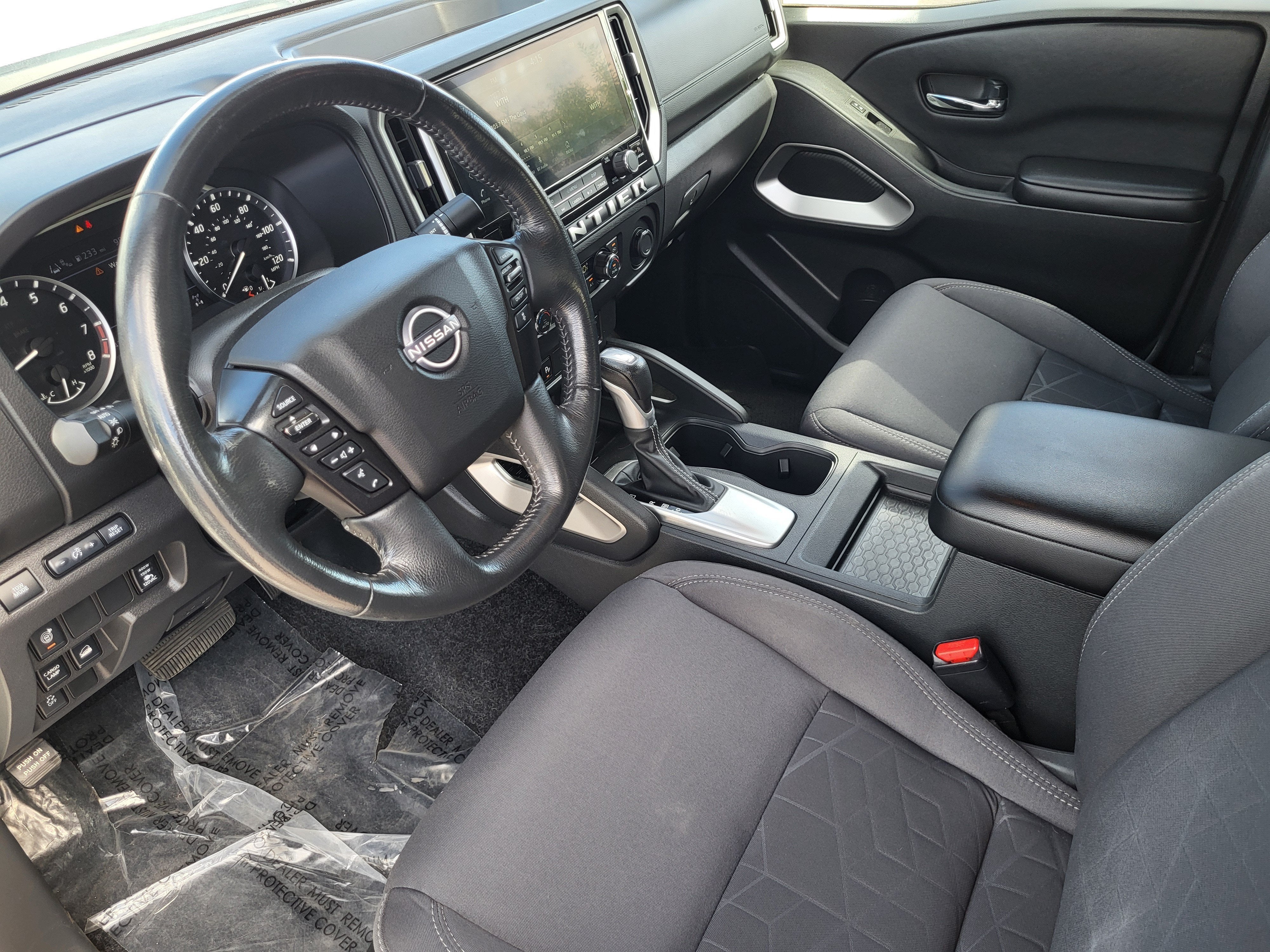 2025 Nissan Frontier SV