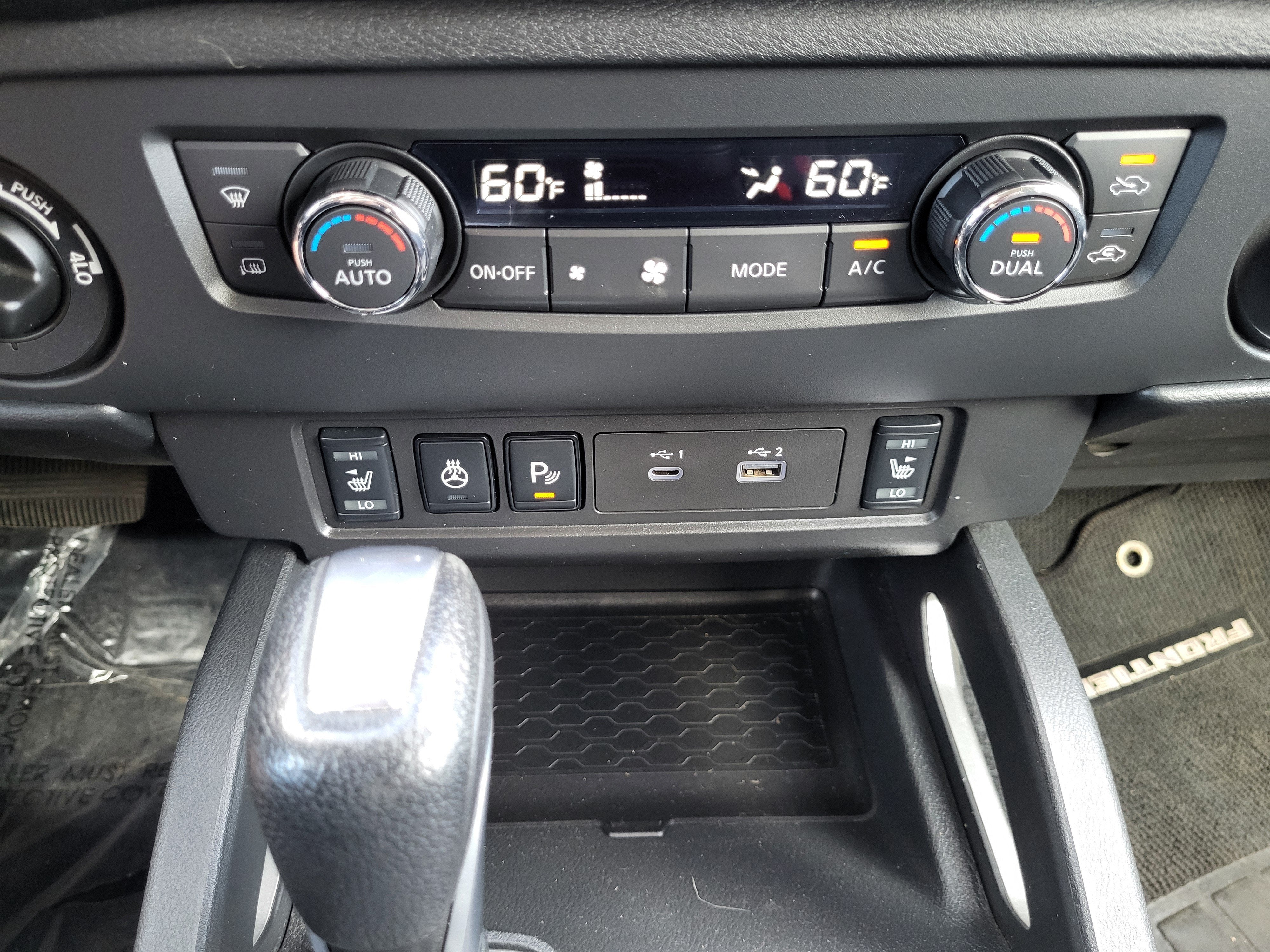 2025 Nissan Frontier SV