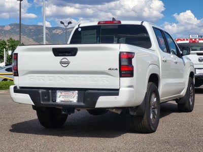2025 Nissan Frontier SV