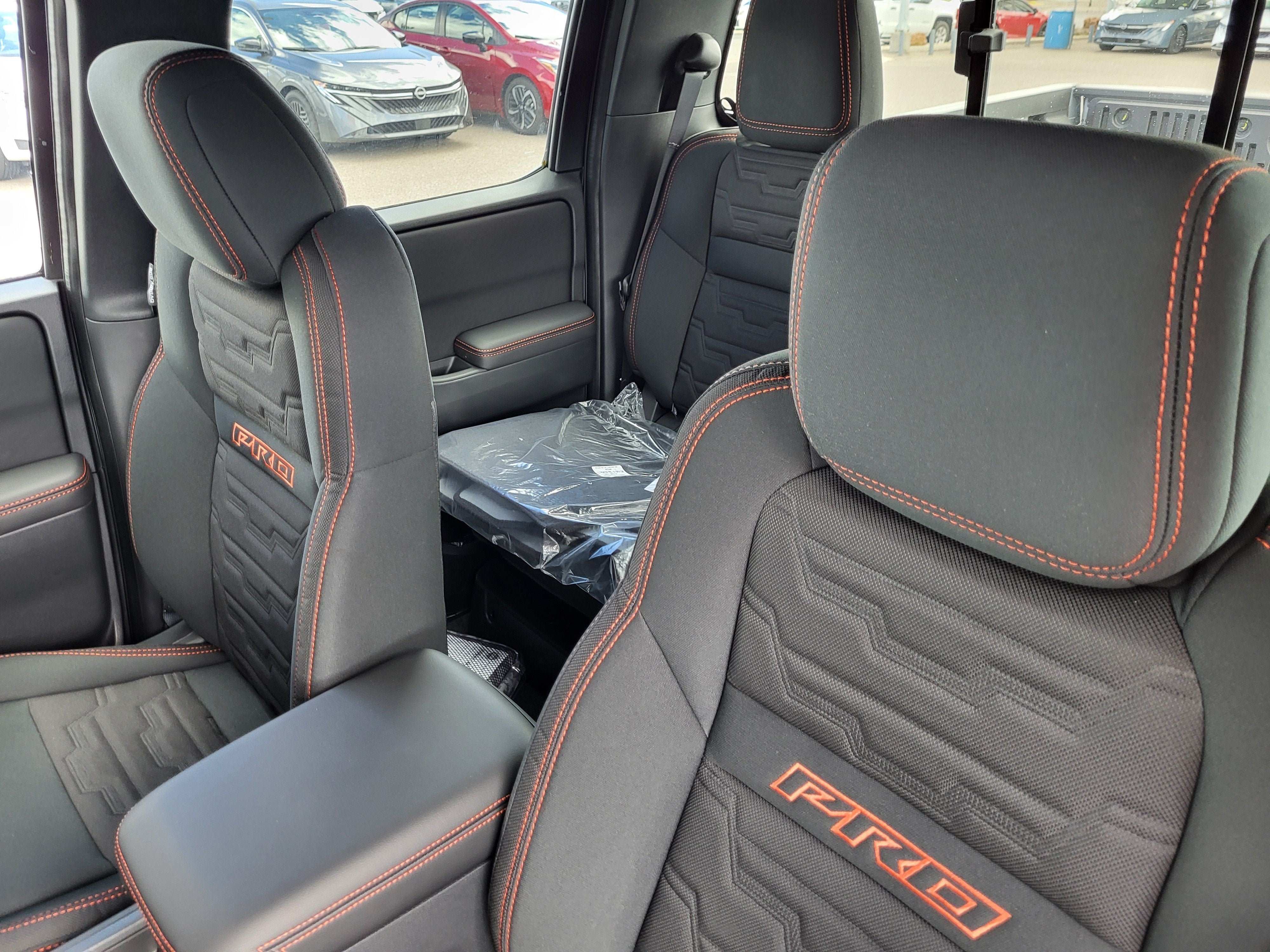 2027 Nissan Frontier Crew Cab 4x4 PRO-4X