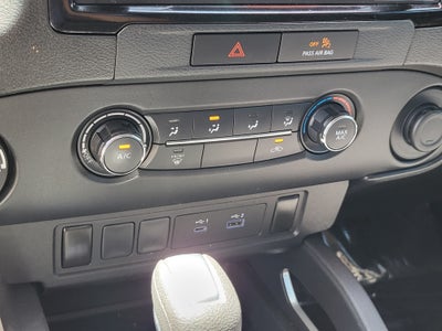 2022 Nissan Frontier SV