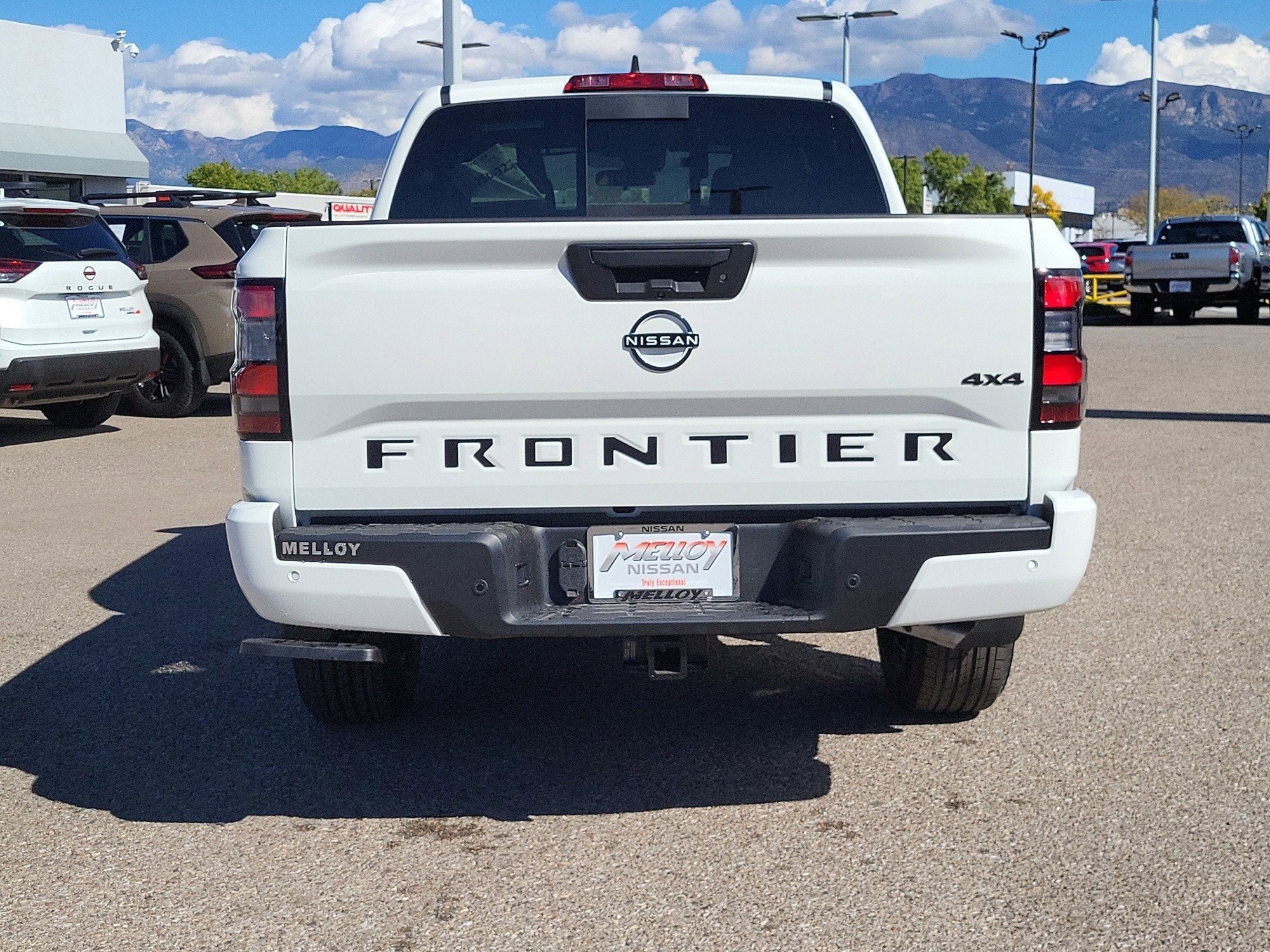 2026 Nissan Frontier Crew Cab 4x4 SV