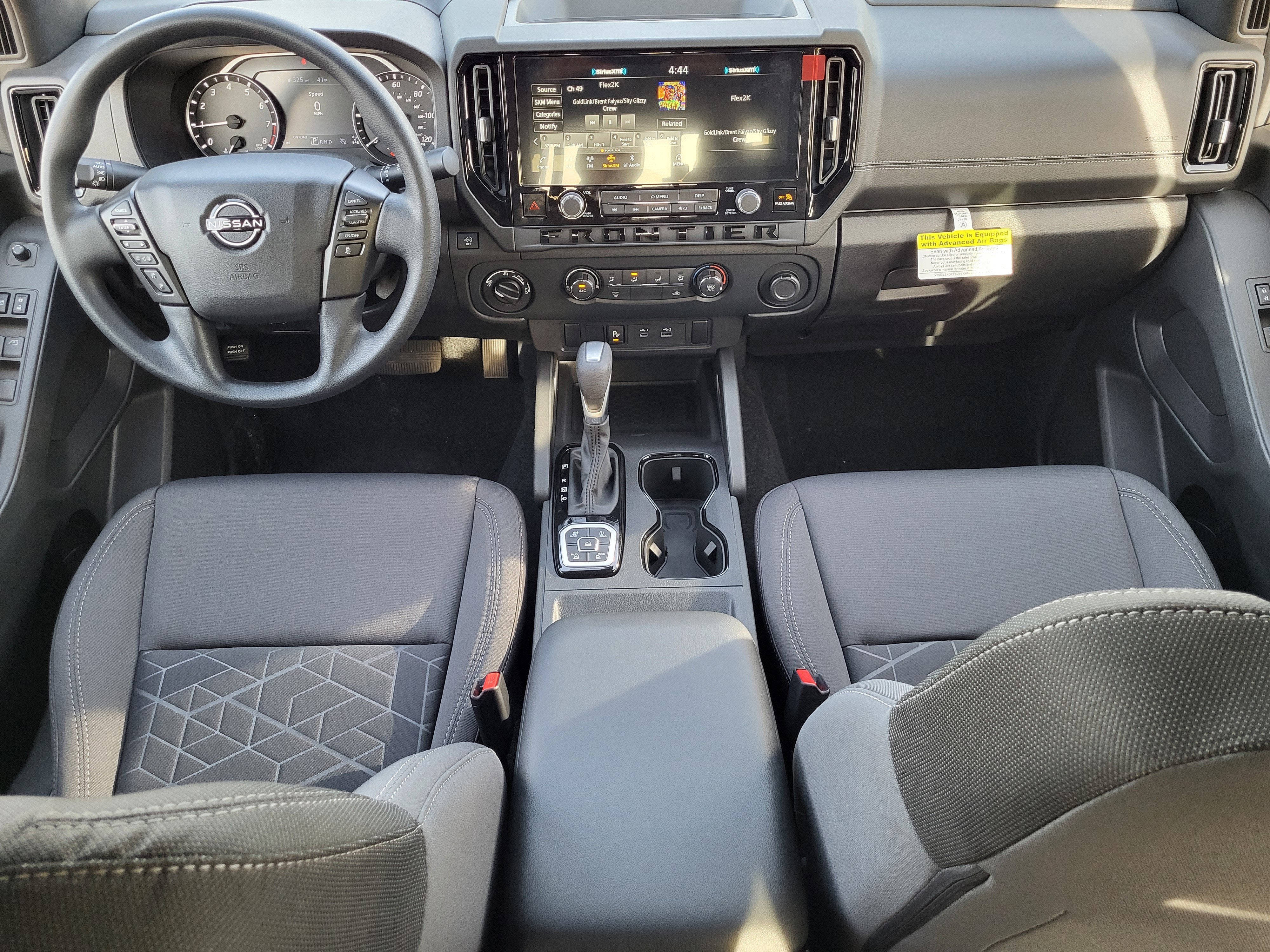 2026 Nissan Frontier Crew Cab 4x4 SV