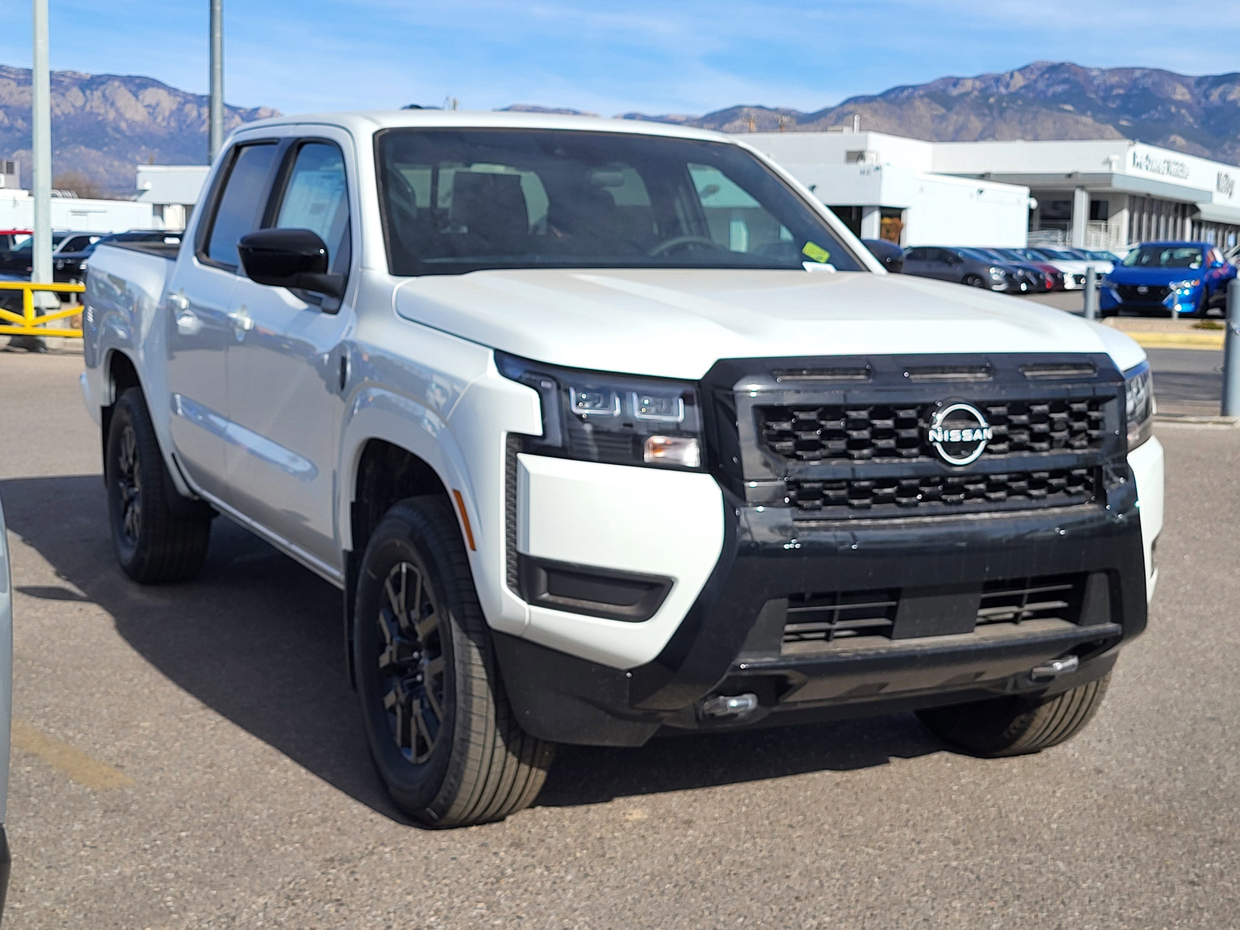 2026 Nissan Frontier Crew Cab 4x4 SV