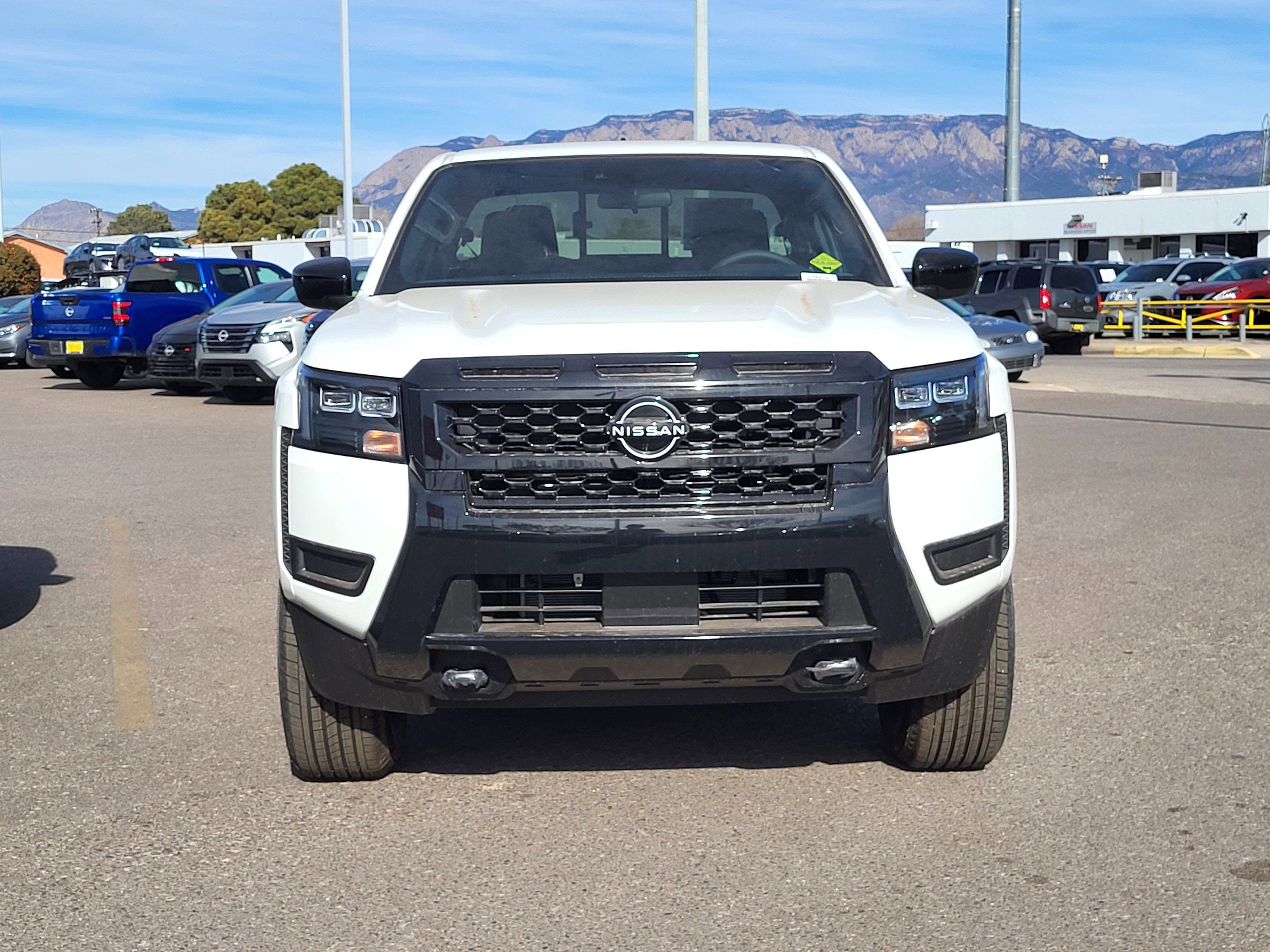 2026 Nissan Frontier Crew Cab 4x4 SV