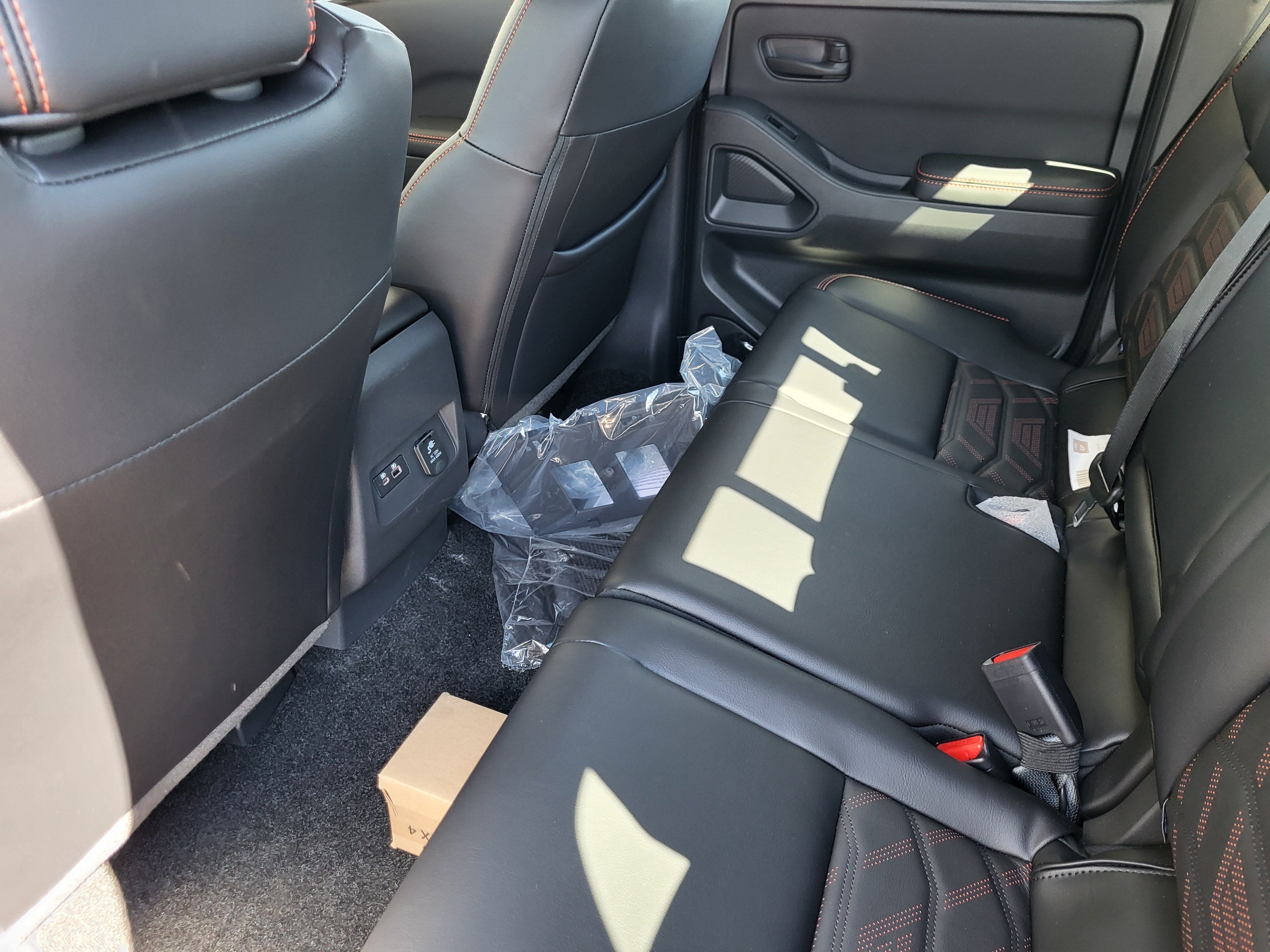 2027 Nissan Frontier Crew Cab 4x4 PRO-4X