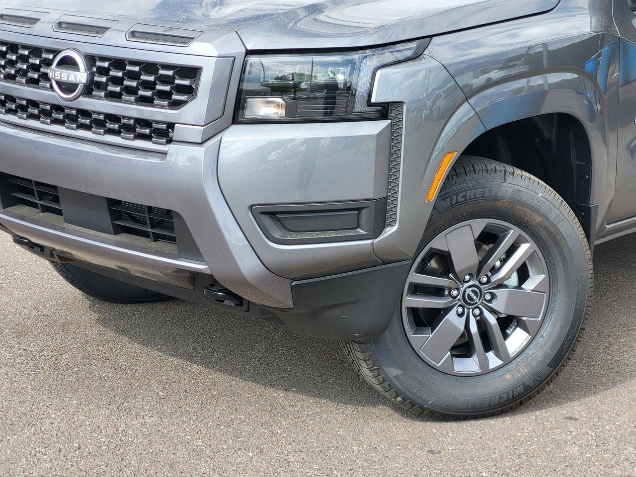 2027 Nissan Frontier Crew Cab 4x4 SV