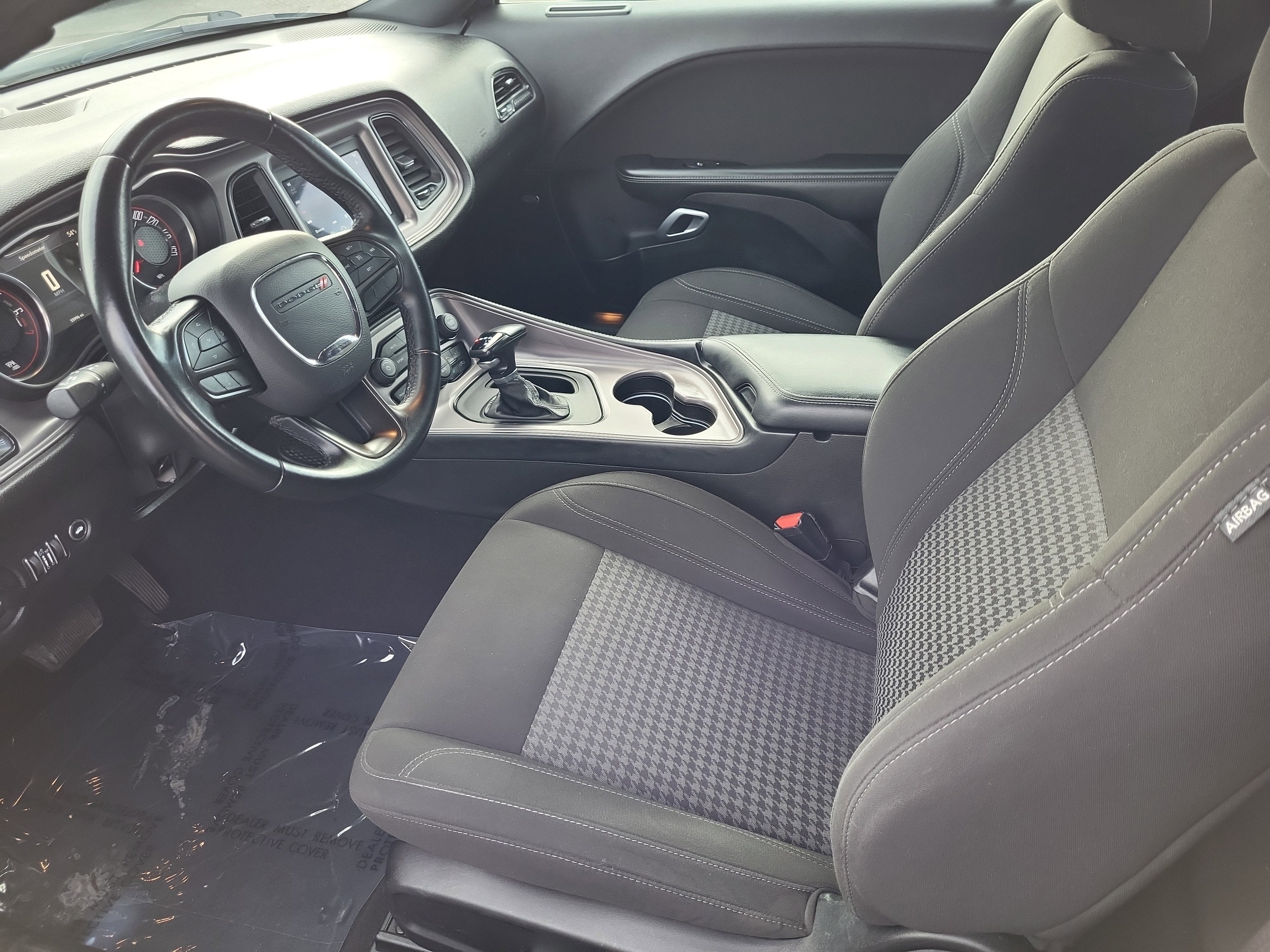 2023 Dodge Challenger SXT